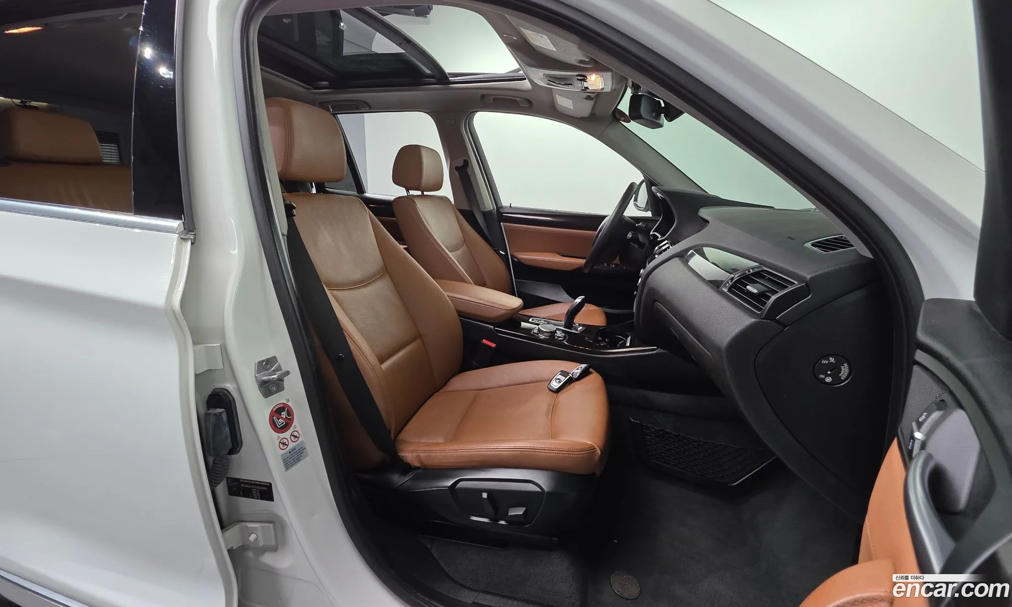 BMW X3 2016 WBAWZ5107G0S24305 — 18