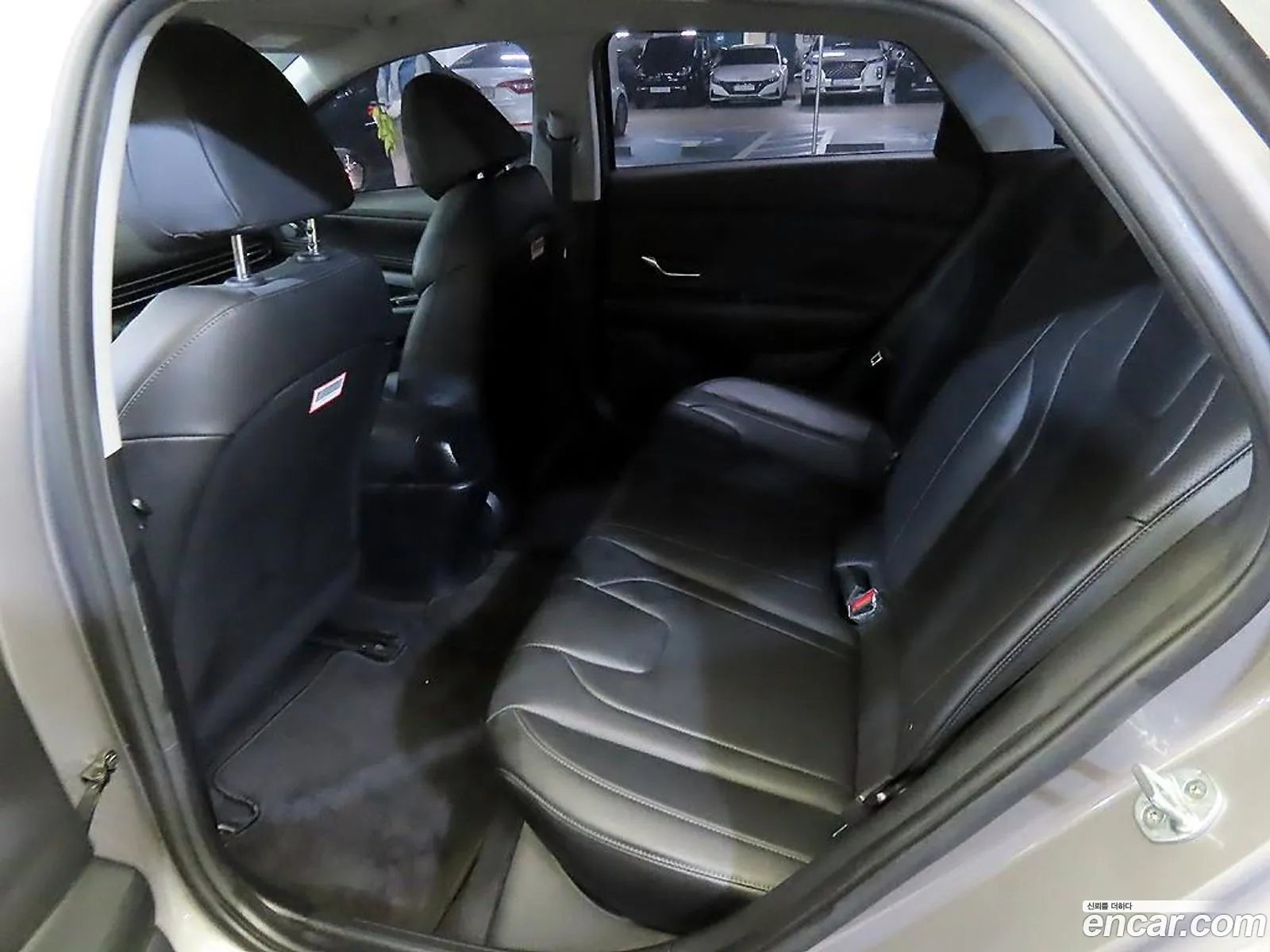 Hyundai Elantra 2021 — 3