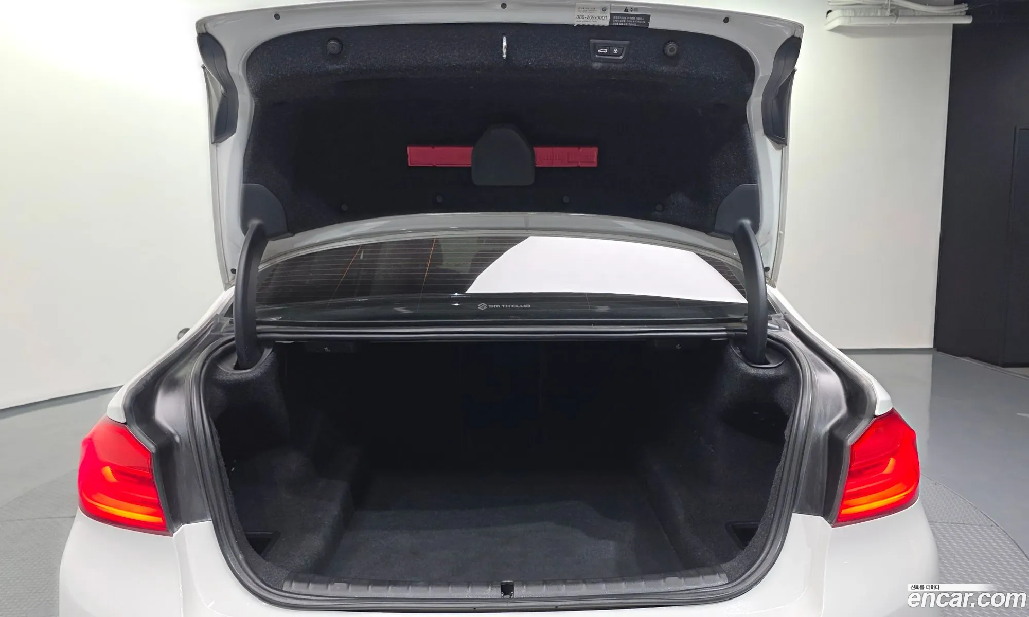 BMW 5 Series 2017 WBAJD3106JG969901 — 19
