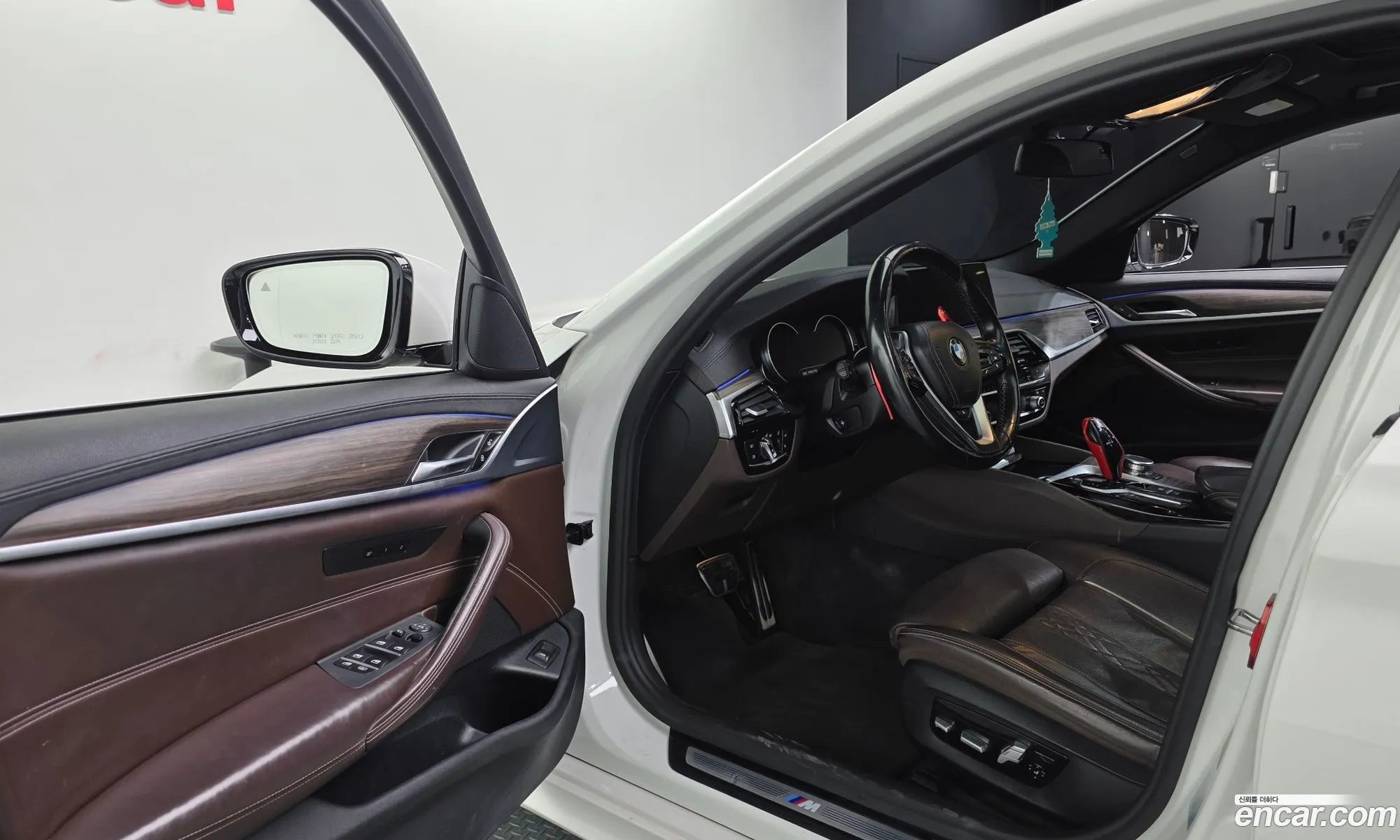 BMW 5 Series 2017 WBAJD3106JG969901 — 2