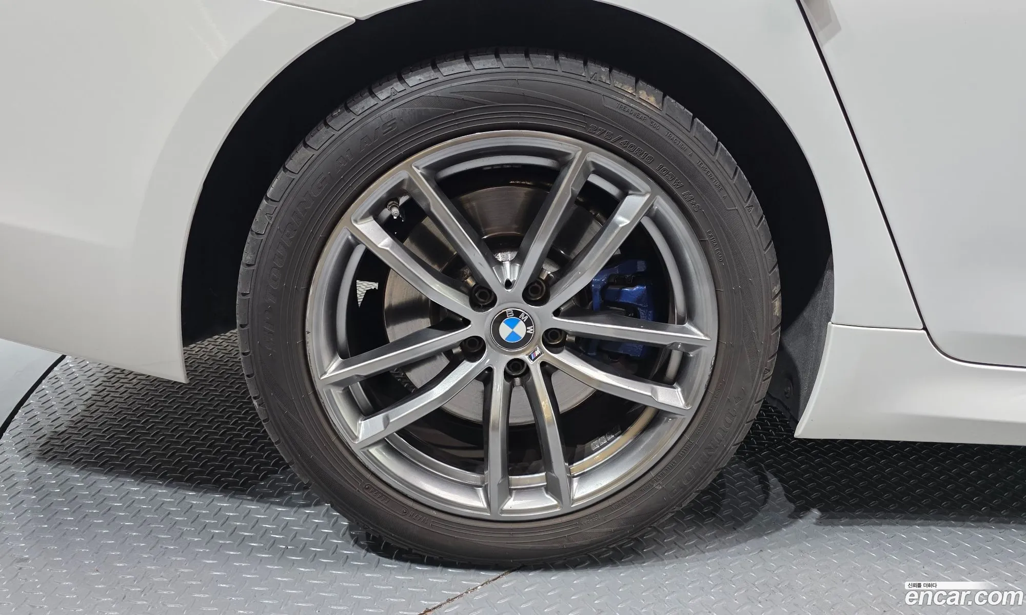 BMW 5 Series 2017 WBAJD3106JG969901 — 12
