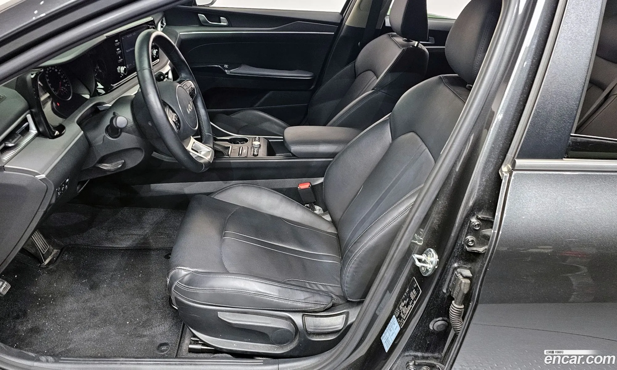 Kia K5 2022 — 26