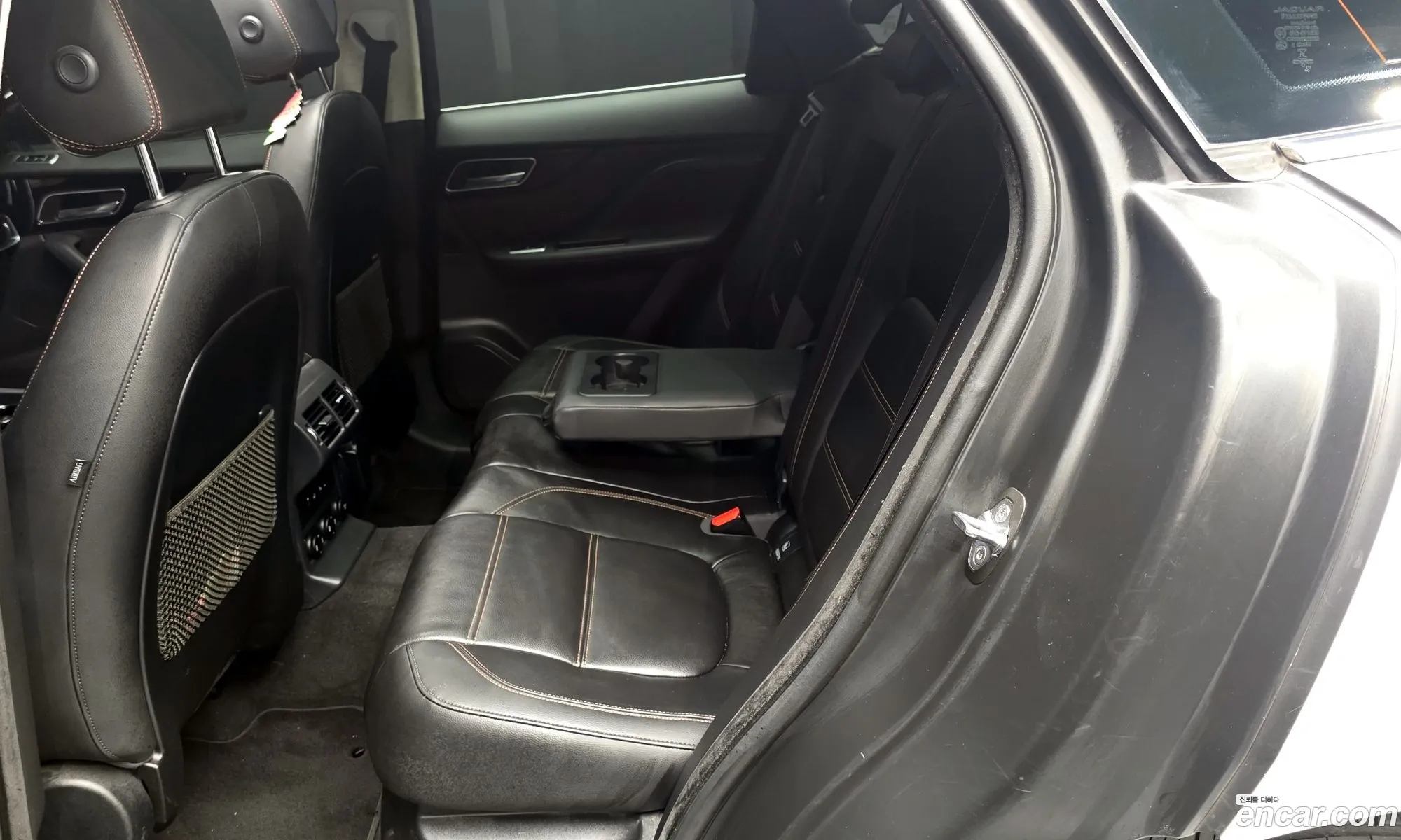 Jaguar F-Pace 2019 SADCA2BN2KA358054 — 13