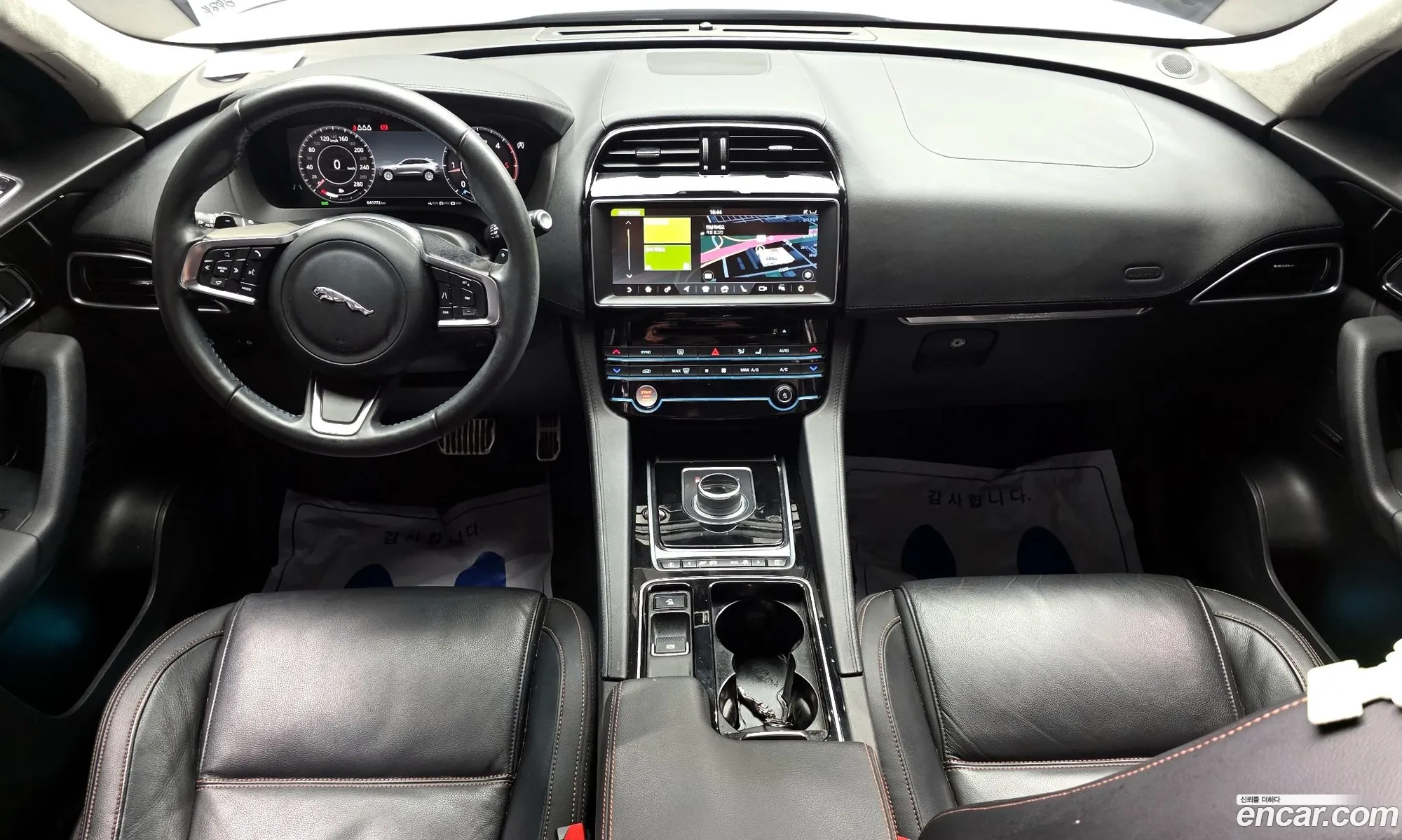 Jaguar F-Pace 2019 SADCA2BN2KA358054 — 15