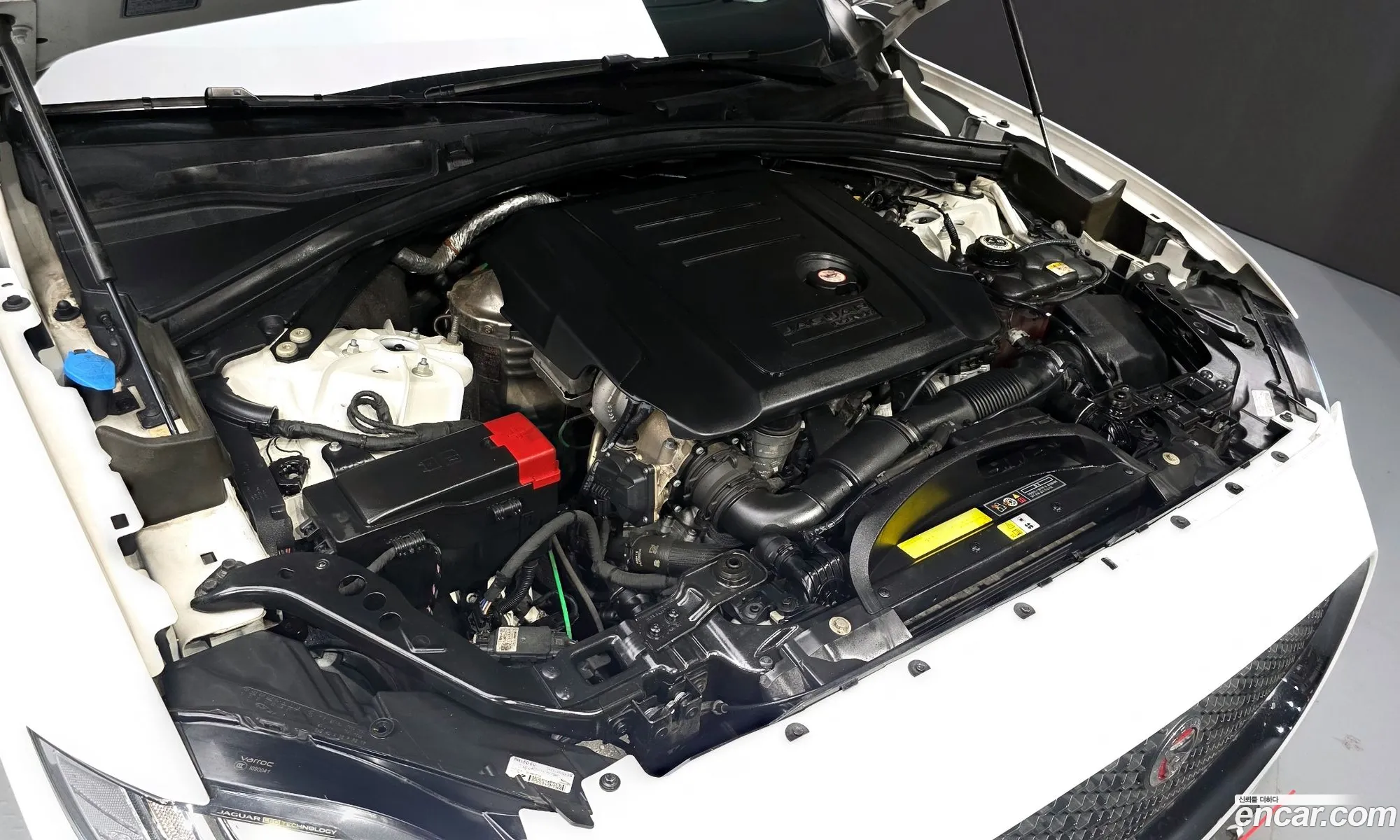 Jaguar F-Pace 2019 SADCA2BN2KA358054 — 25