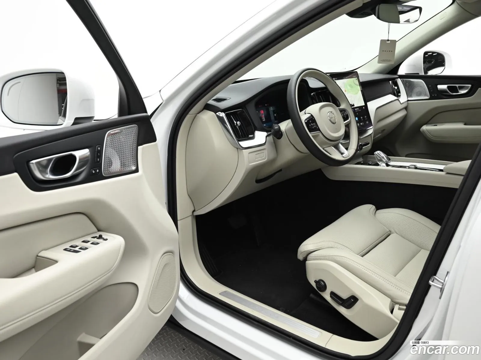 Volvo XC60 2025 — 9