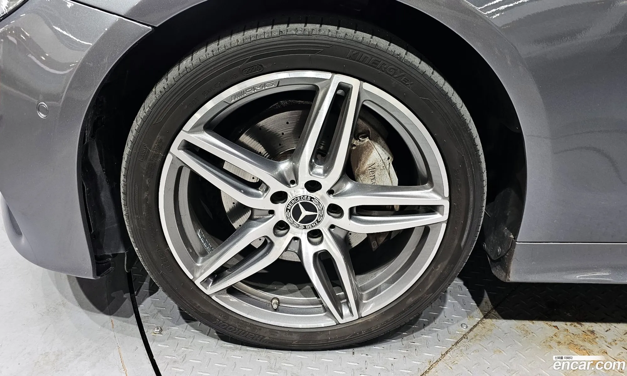 Mercedes-Benz E-Class W213 2017 WDD1J1EBXHF033314 — 29