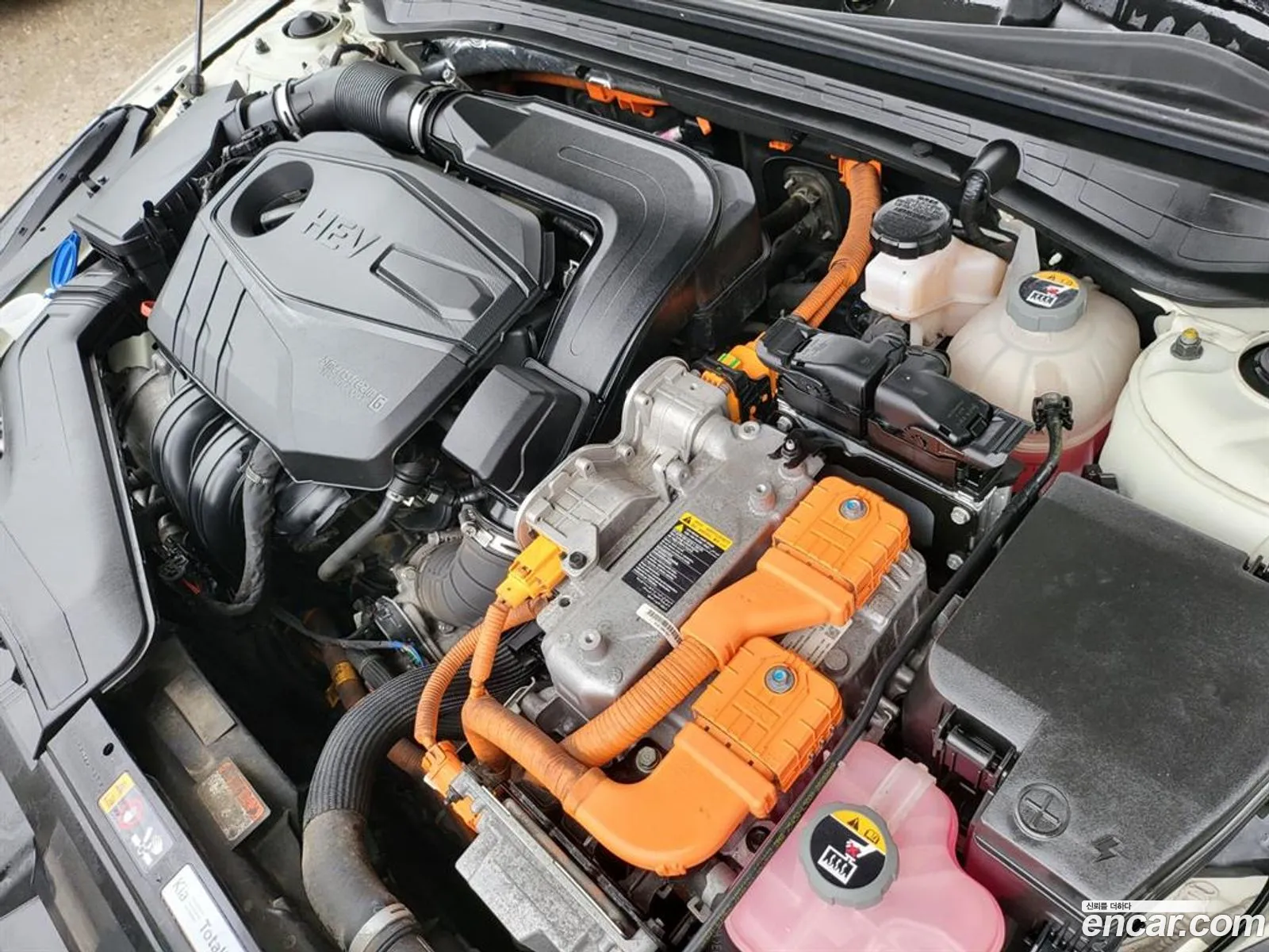 Kia K5 Hybrid 2021 — 2