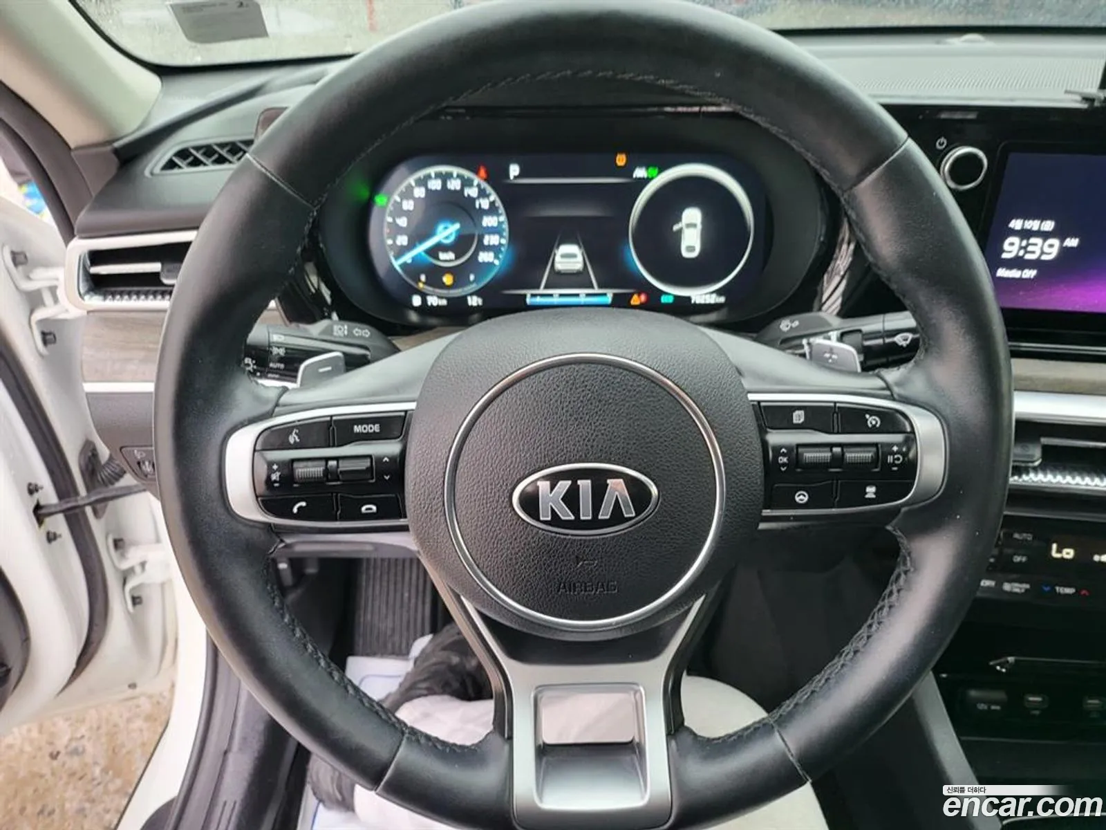 Kia K5 Hybrid 2021 — 9