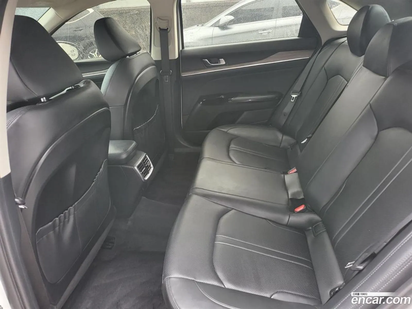 Kia K5 Hybrid 2021 — 11