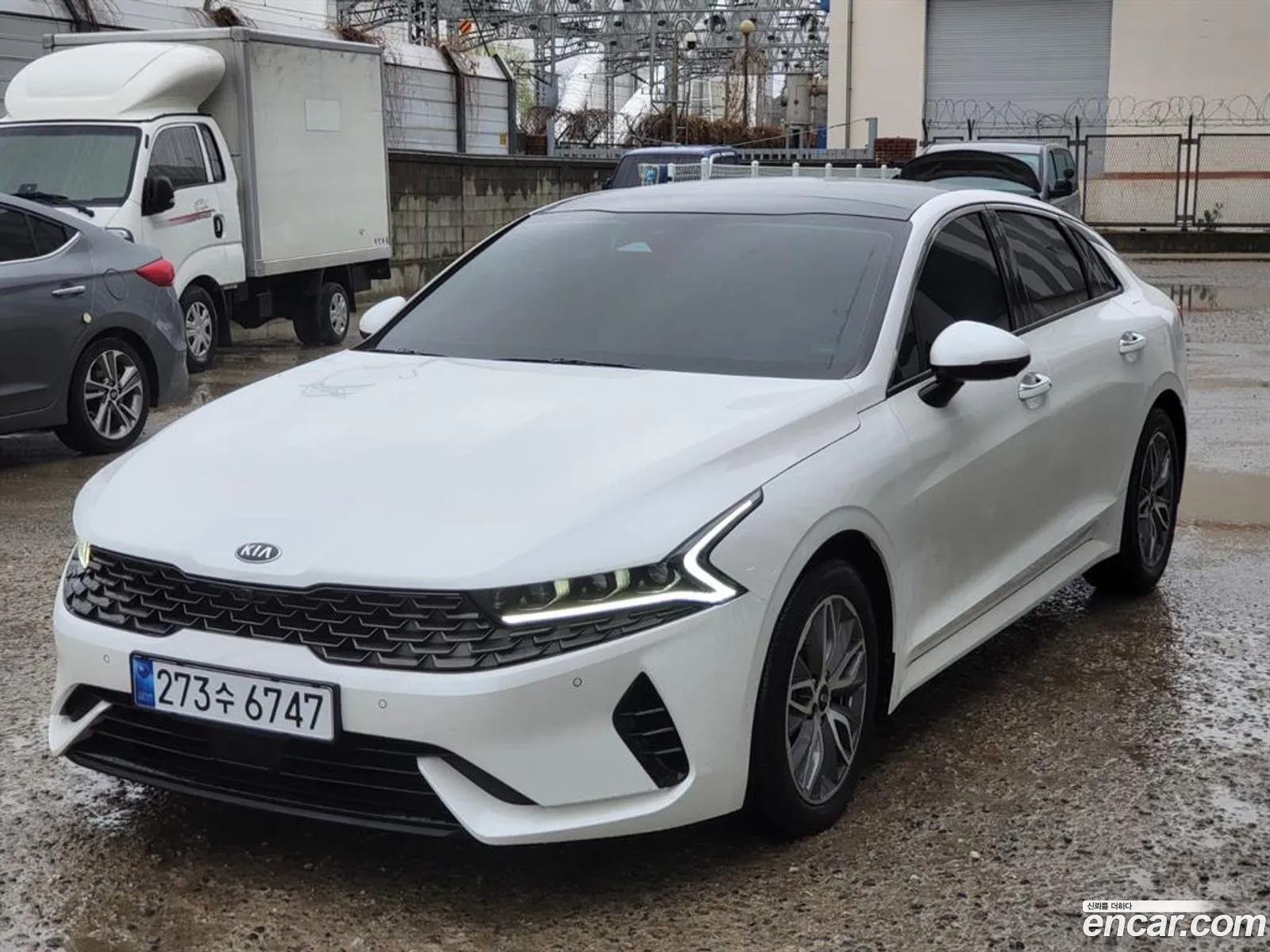 Kia K5 Hybrid 2021 — 12
