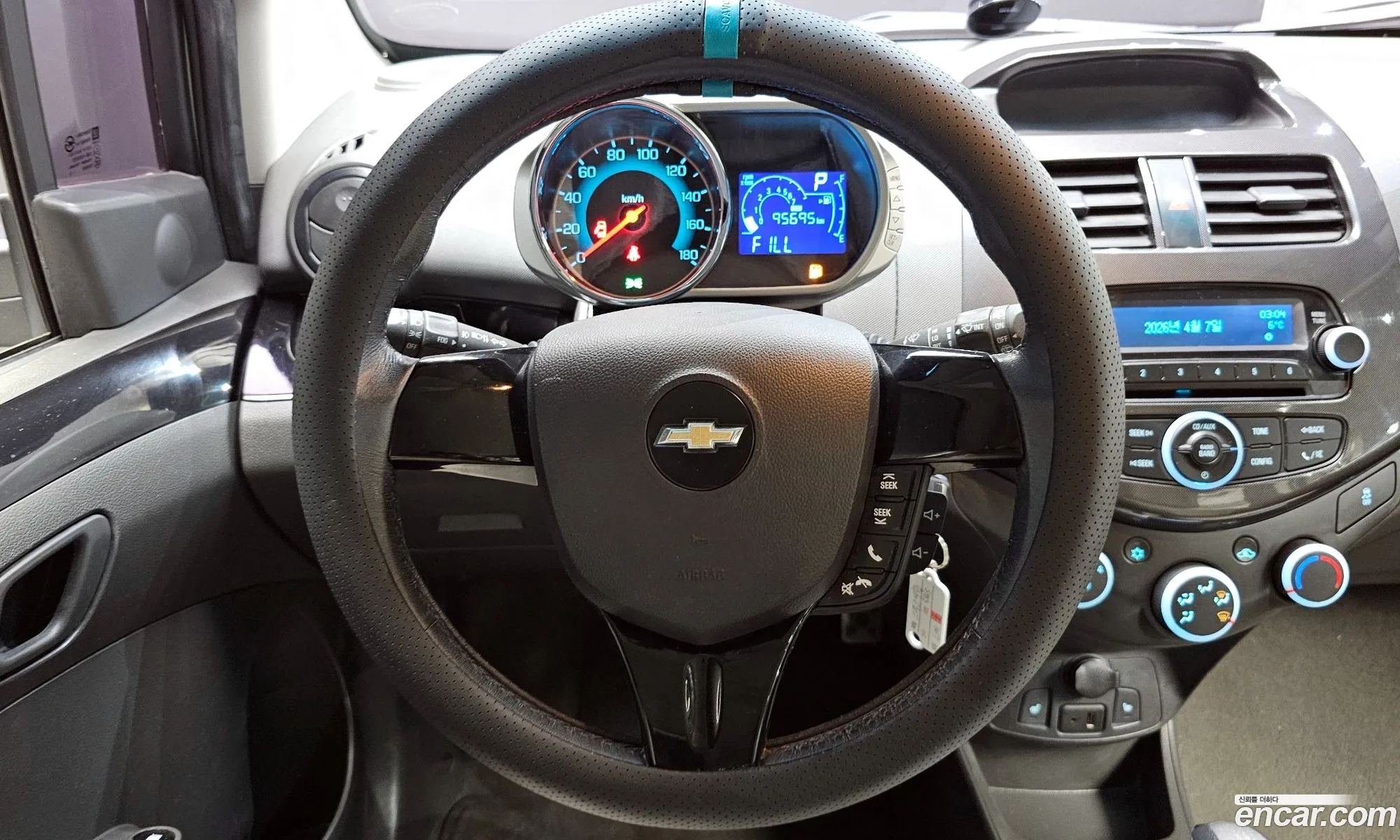 Chevrolet (GM Daewoo) Spark 2015 — 17