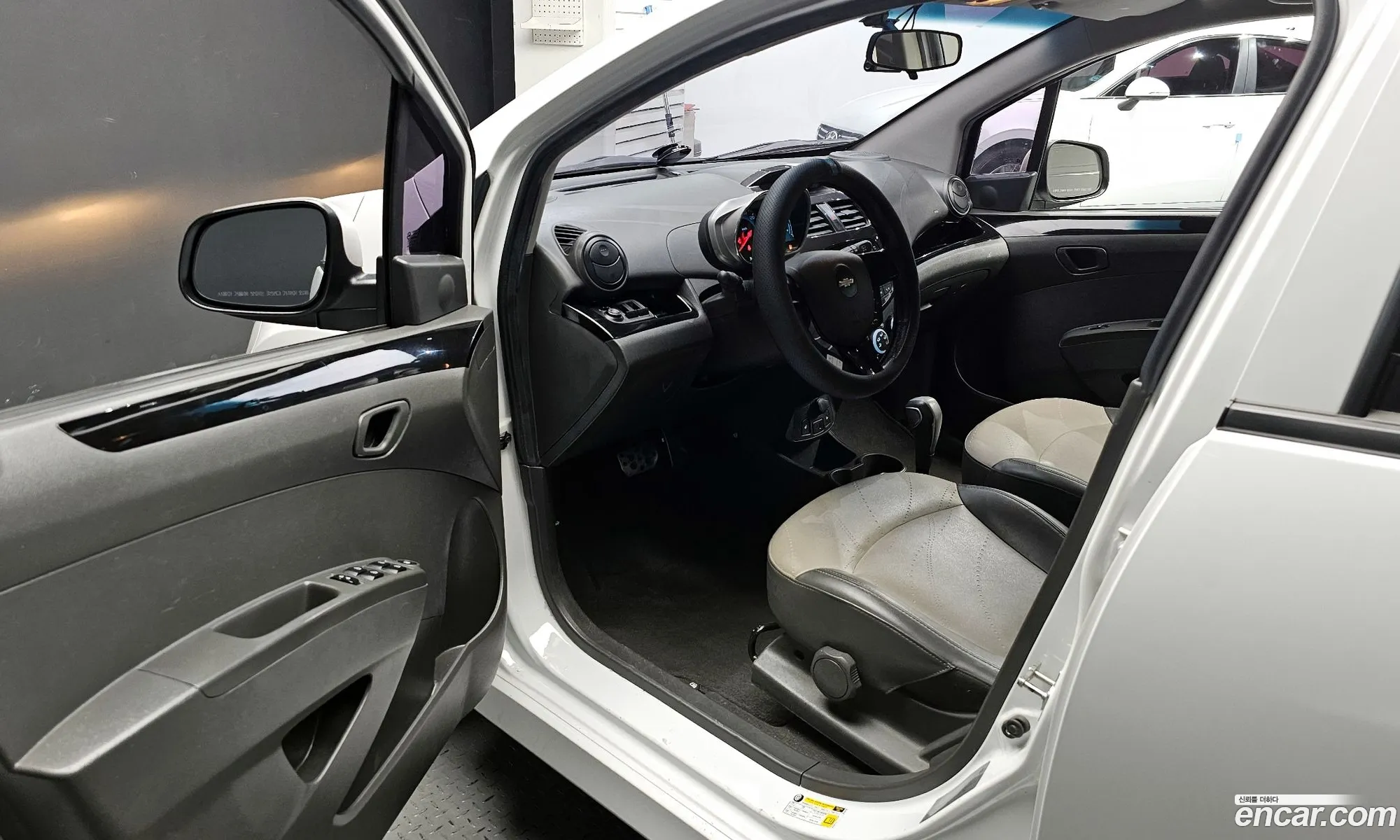 Chevrolet (GM Daewoo) Spark 2015 — 28