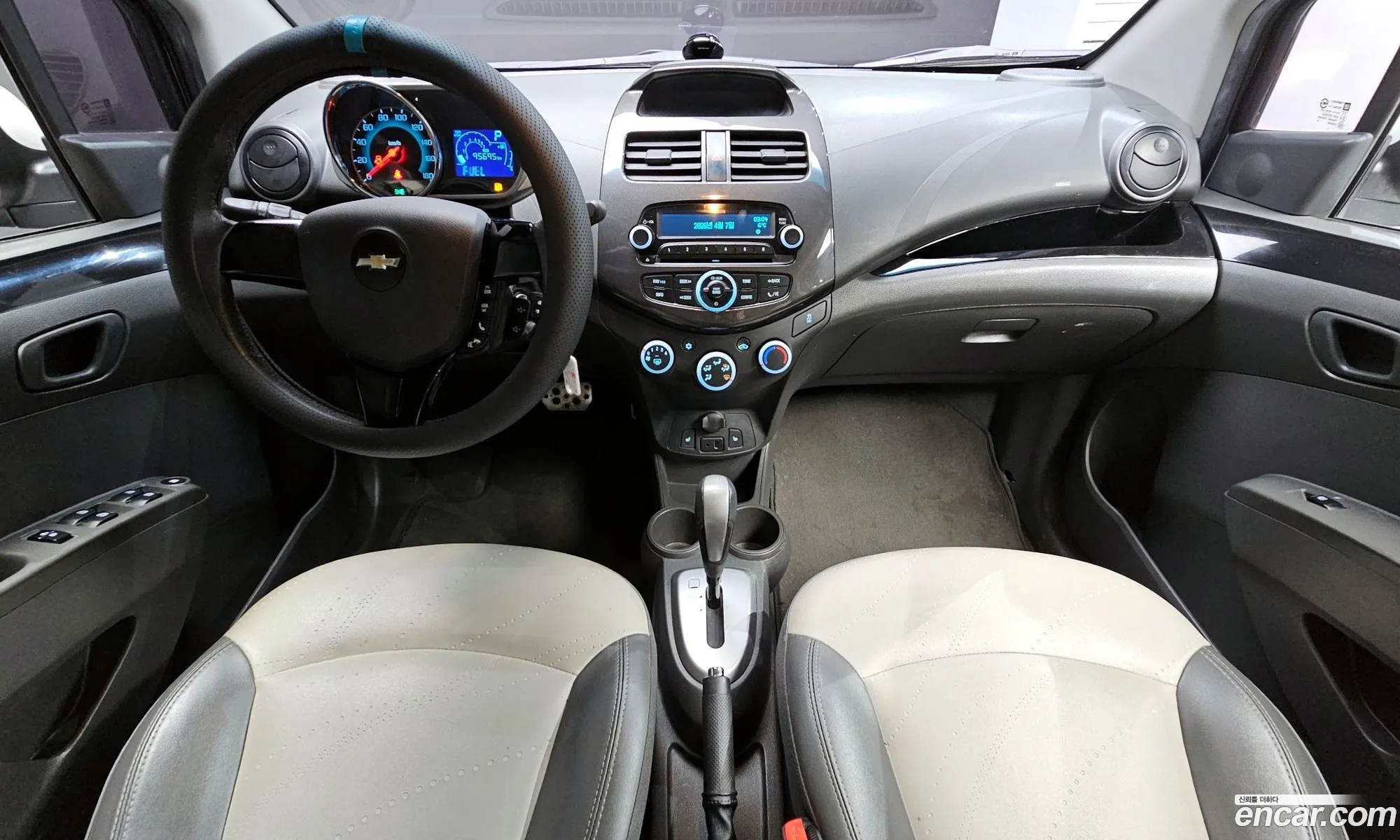 Chevrolet (GM Daewoo) Spark 2015 — 23