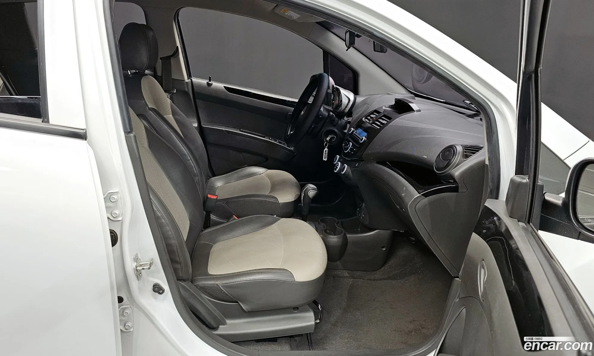 Chevrolet (GM Daewoo) Spark 2015 — 31