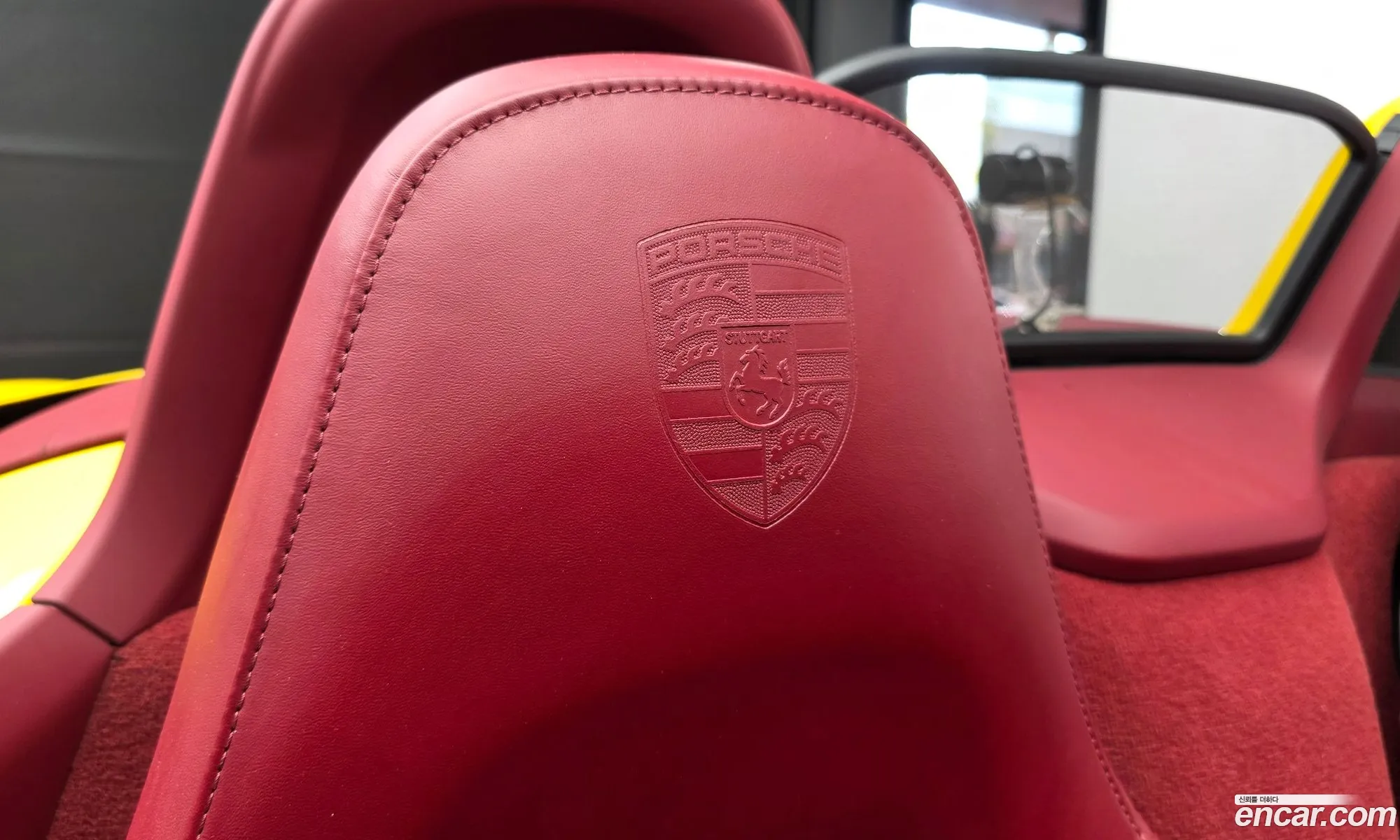 Porsche 718 Boxster 2018 WP0CB2982JS228552 — 11