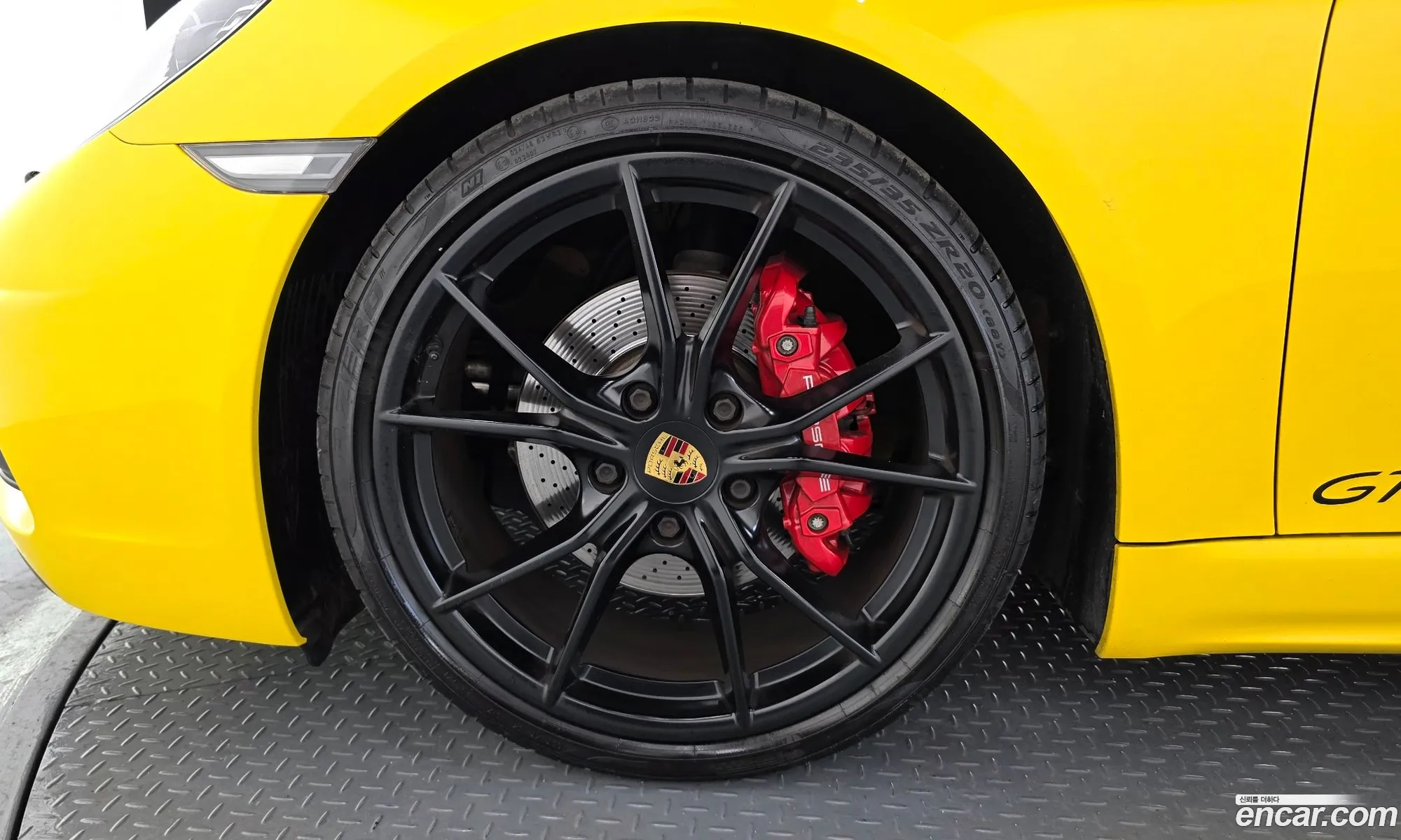 Porsche 718 Boxster 2018 WP0CB2982JS228552 — 14