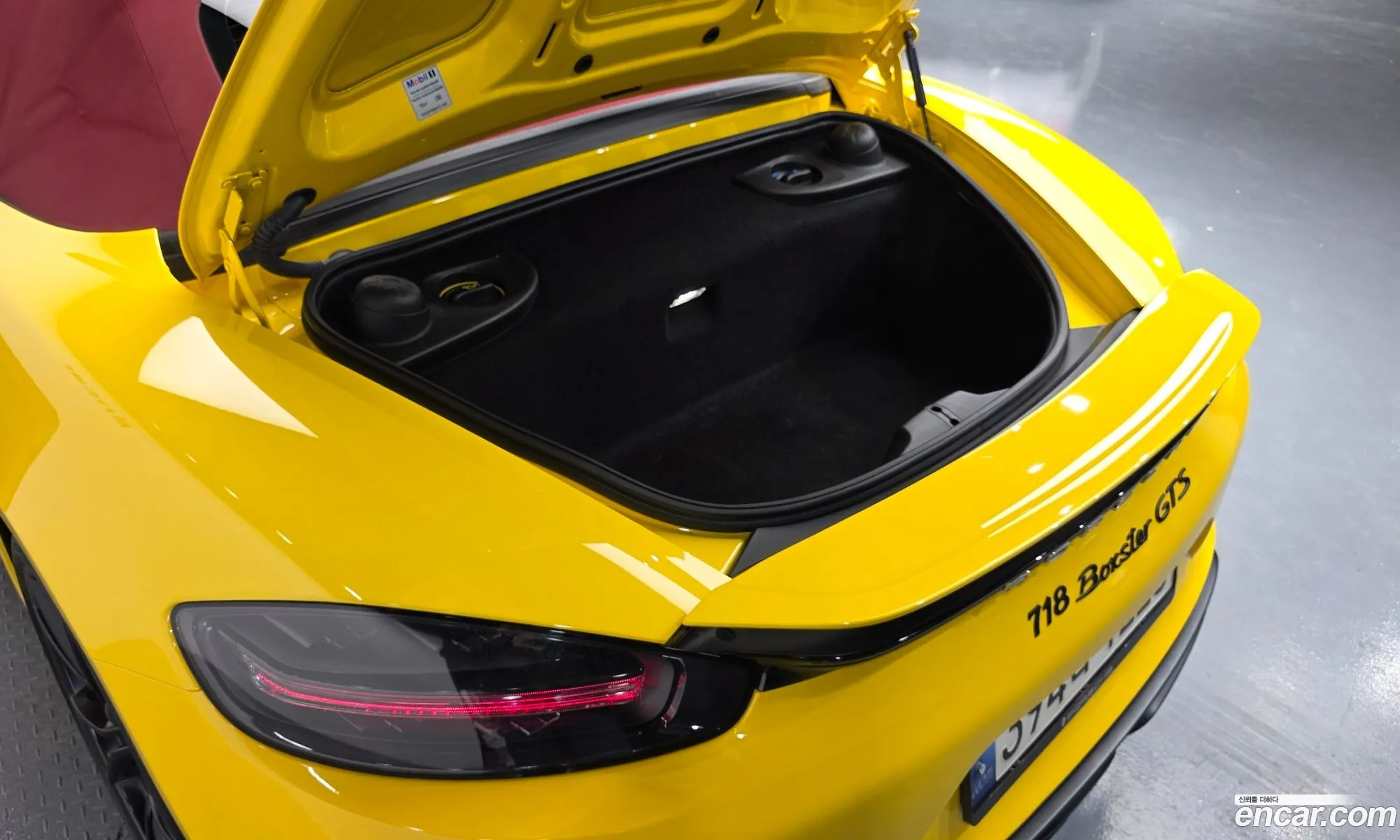 Porsche 718 Boxster 2018 WP0CB2982JS228552 — 7