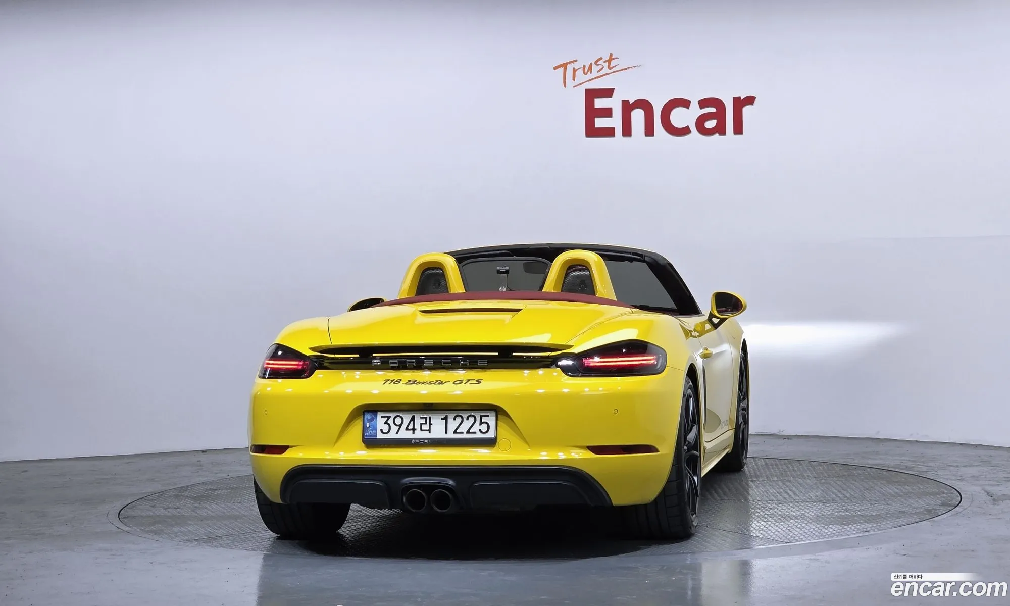 Porsche 718 Boxster 2018 WP0CB2982JS228552 — 2