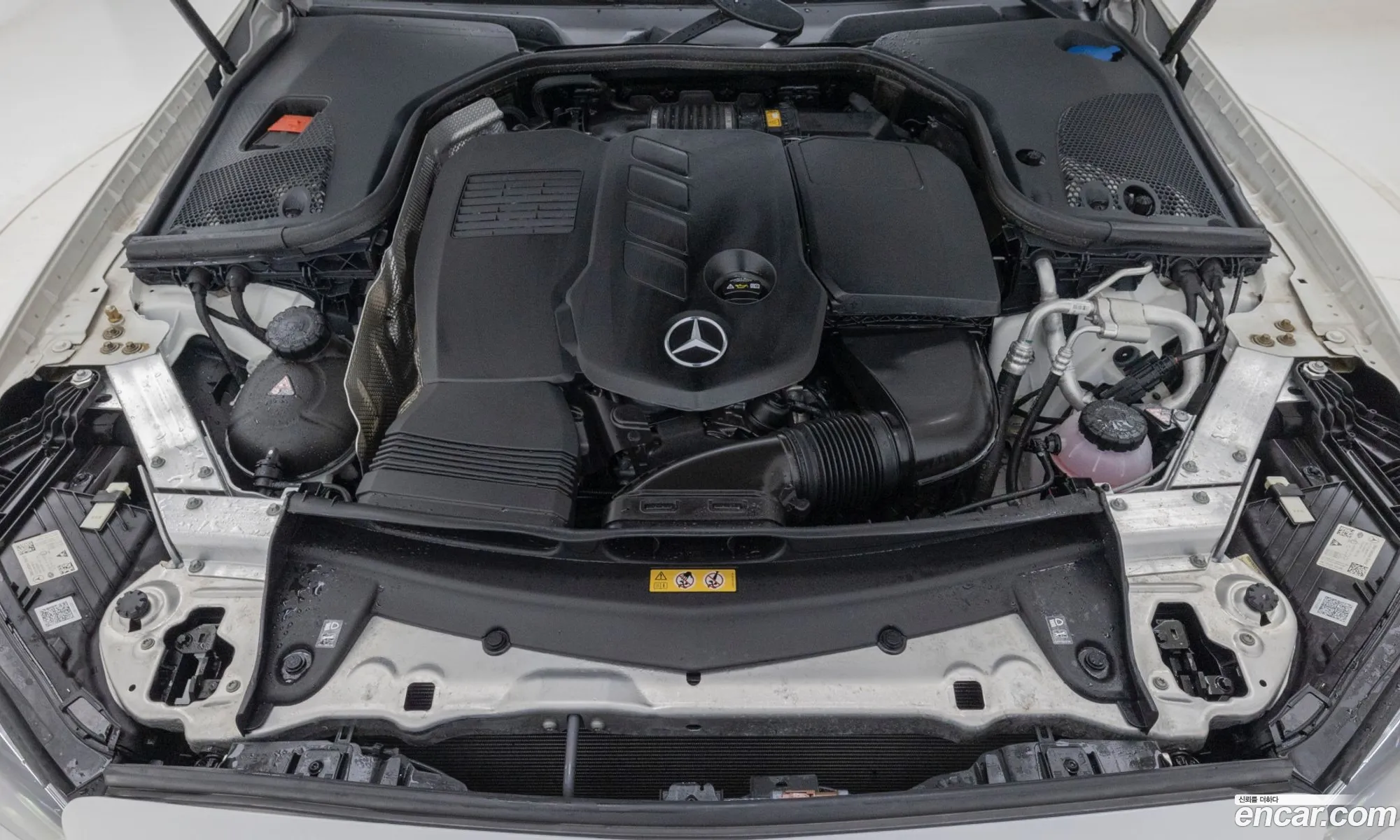 Mercedes-Benz E-Class W213 2023 — 18