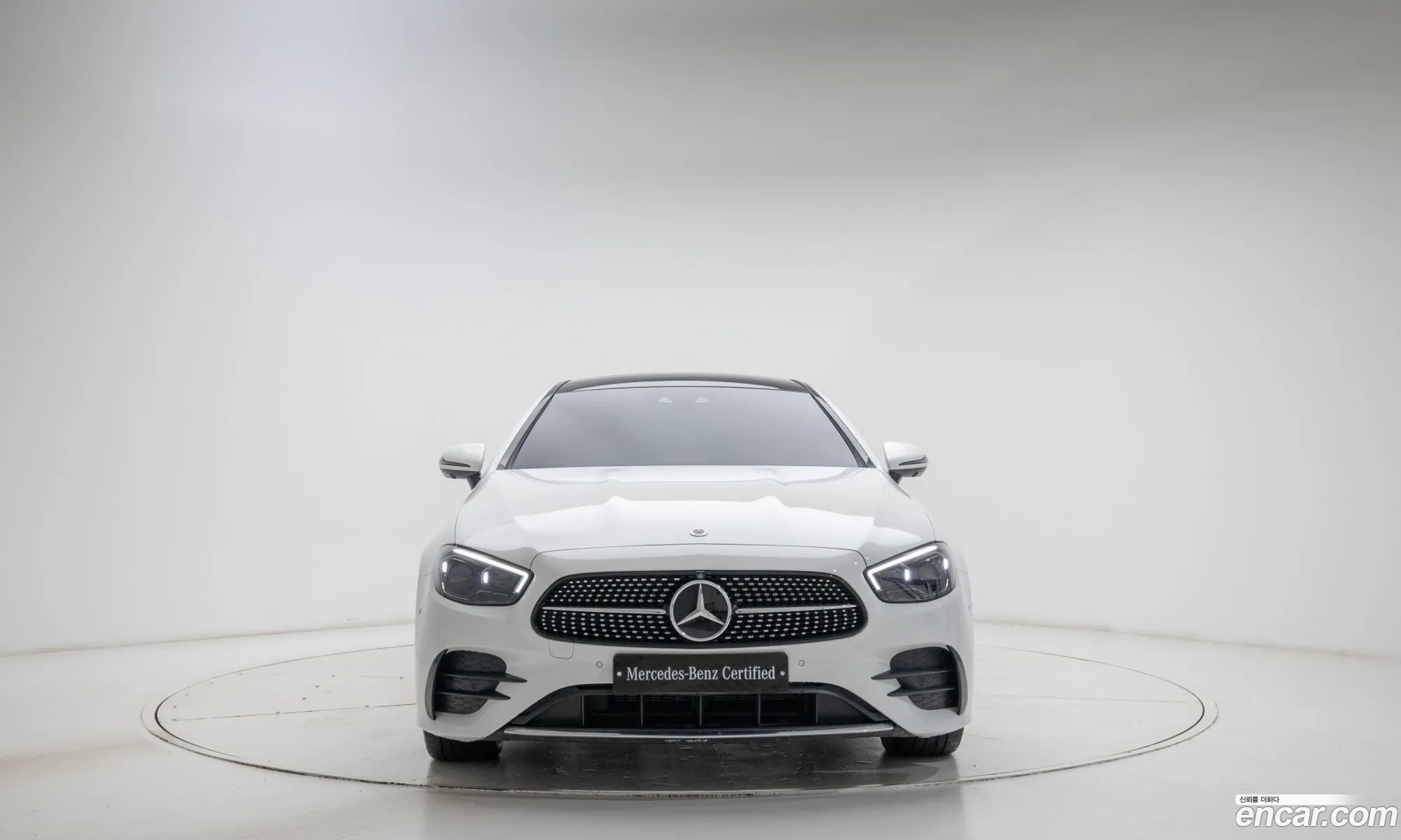 Mercedes-Benz E-Class W213 2023 — 13