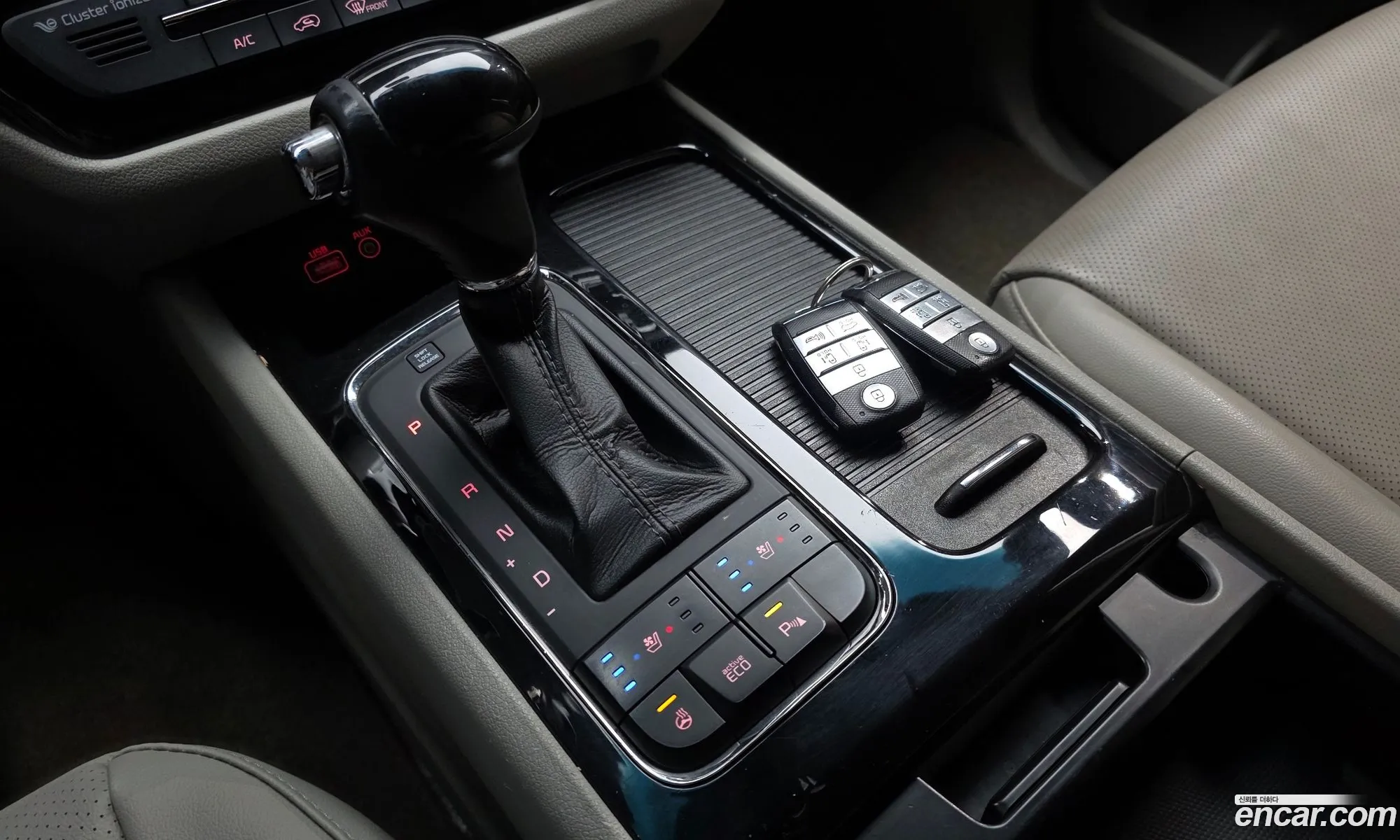 Kia Carnival 2015 — 12