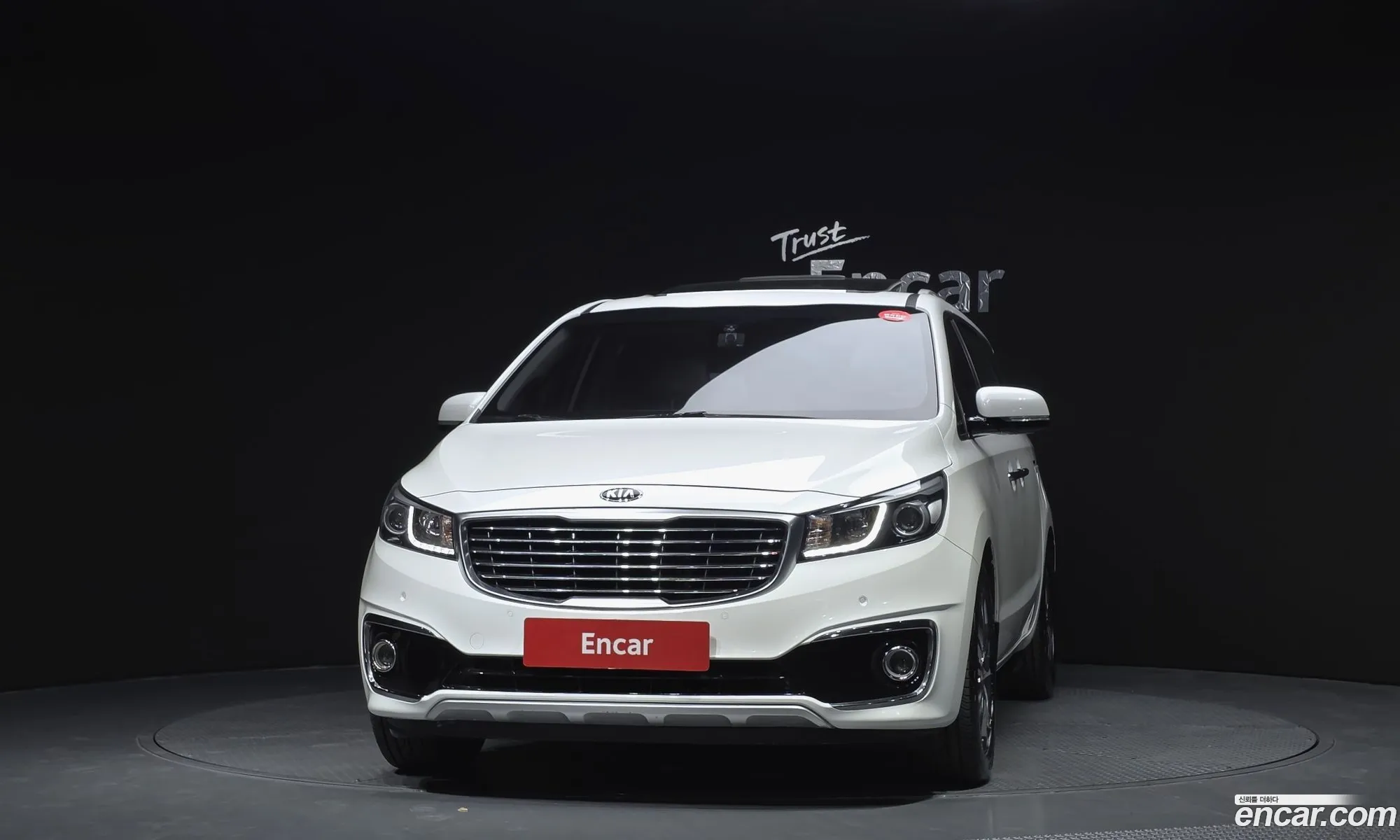 Kia Carnival 2015 — 6