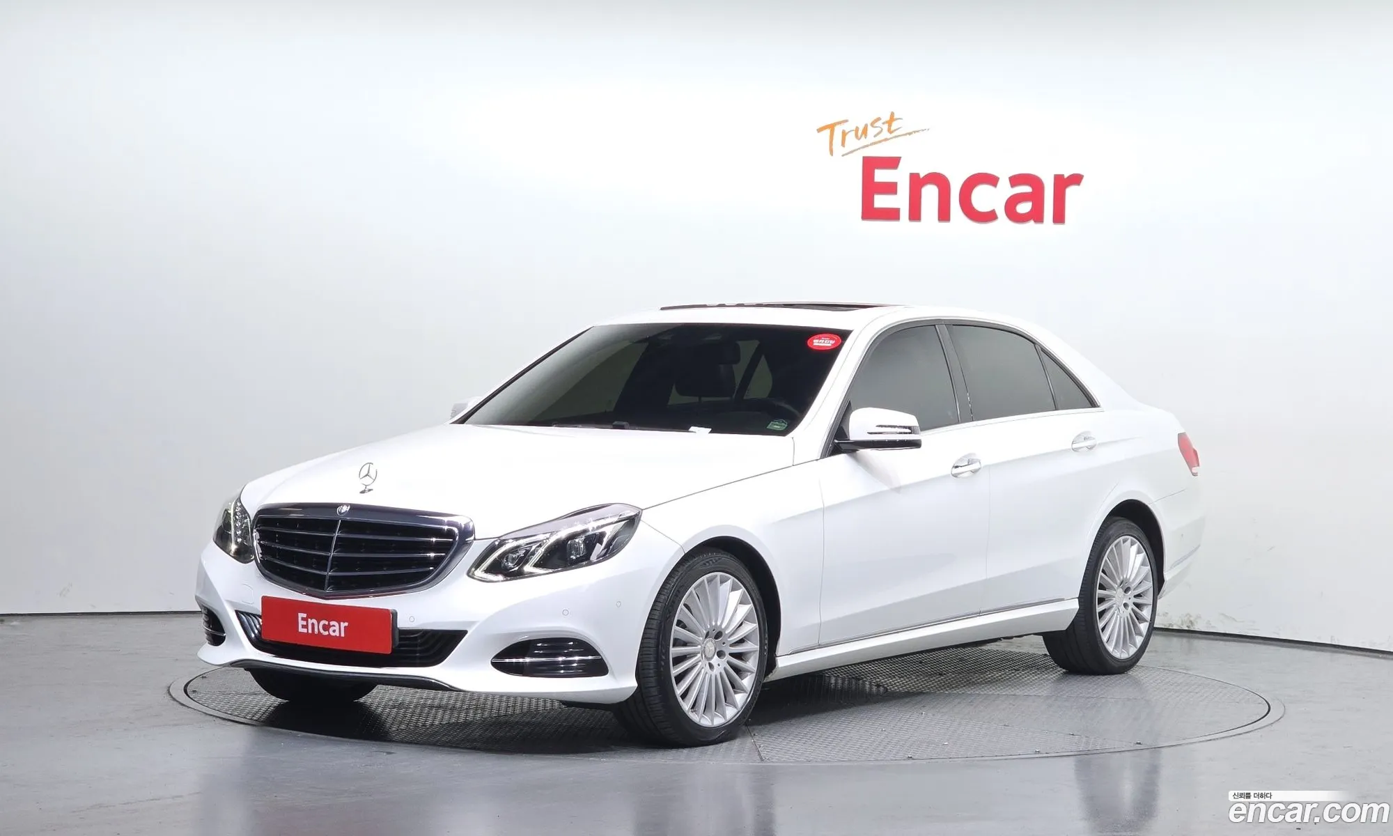Mercedes-Benz E-Class W212 2015 WDDHF5FB4GB275978 — 16