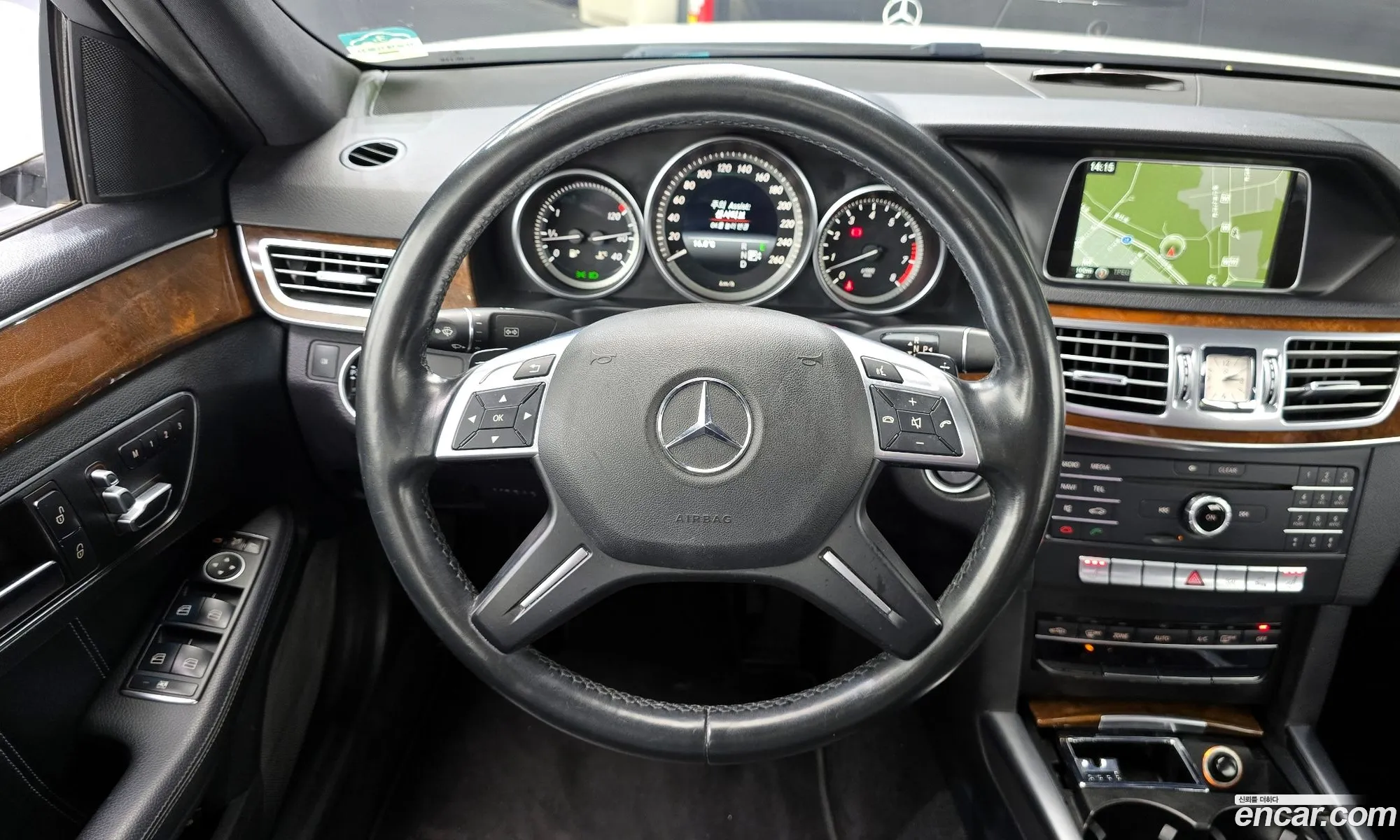Mercedes-Benz E-Class W212 2015 WDDHF5FB4GB275978 — 14