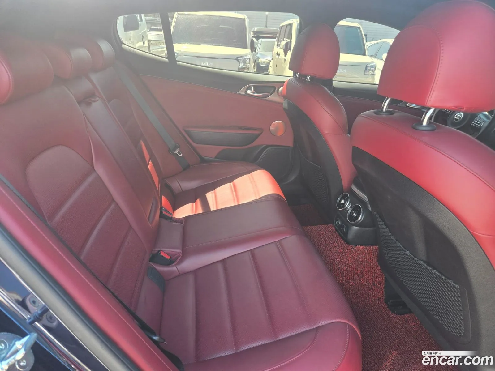 Kia Stinger 2020 — 9
