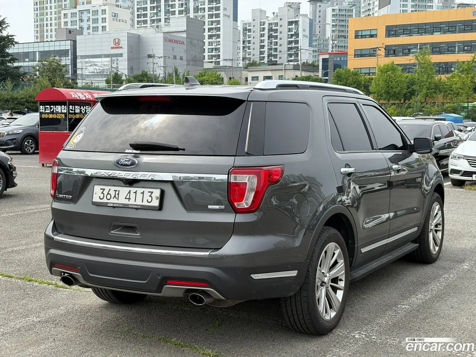 Ford Explorer 2019 — 19