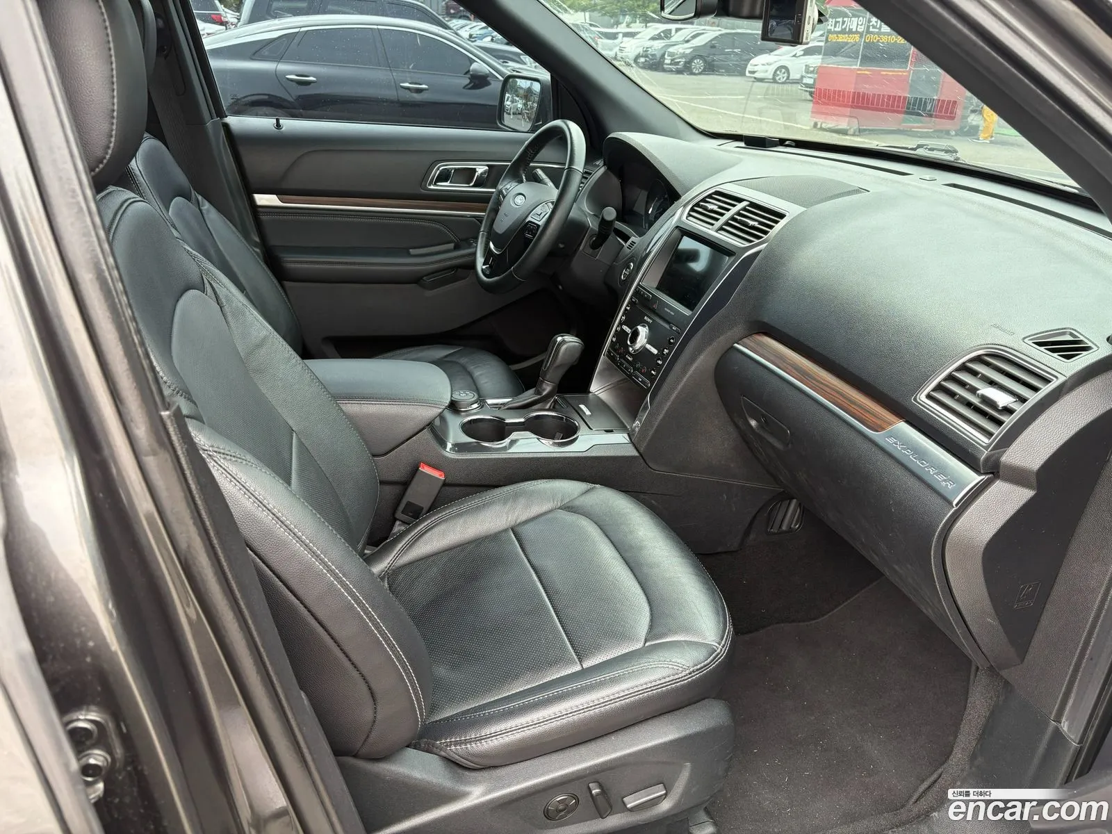 Ford Explorer 2019 — 2