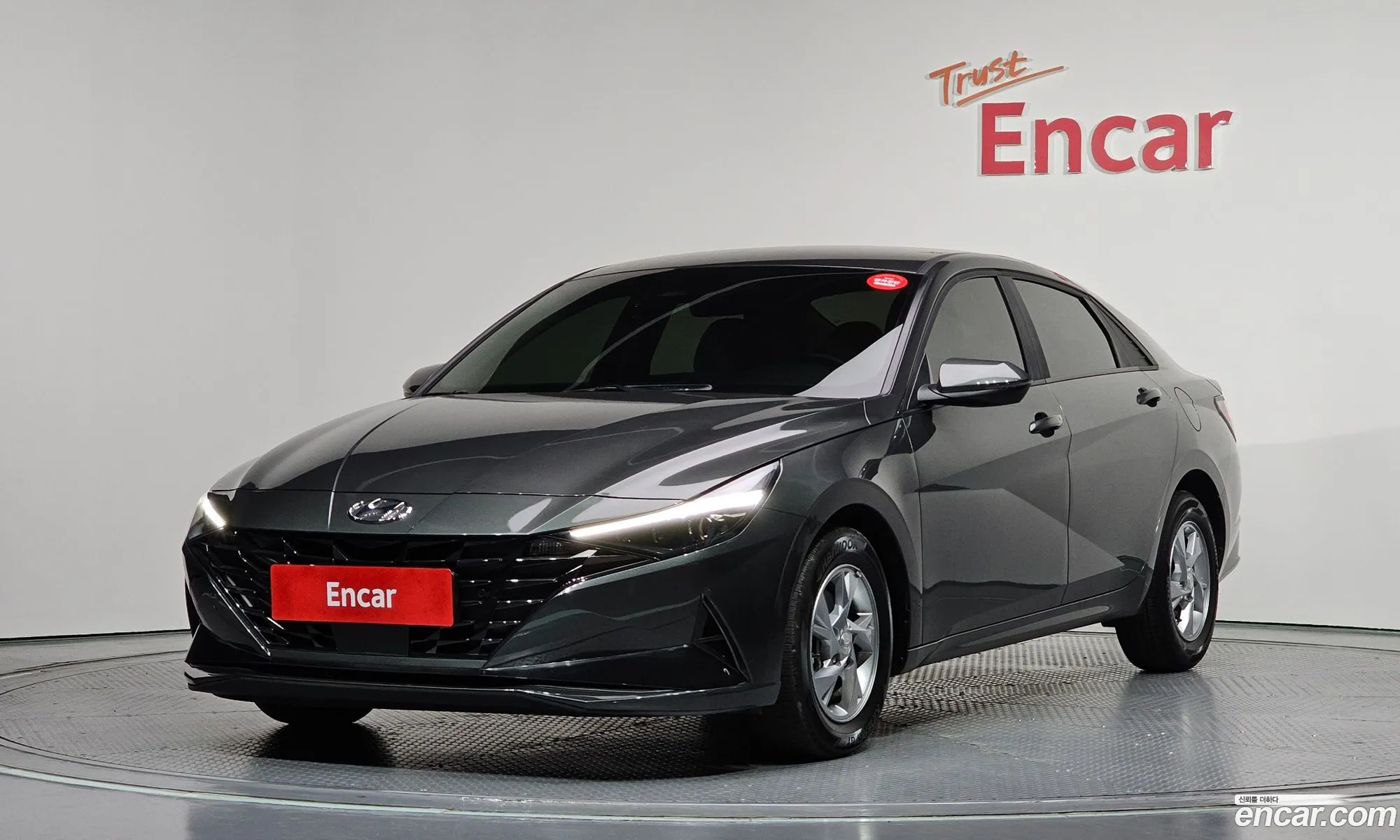 Hyundai Elantra 2021 — 13
