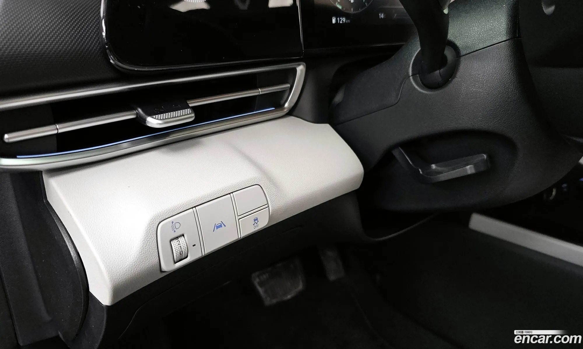 Hyundai Elantra 2021 — 14