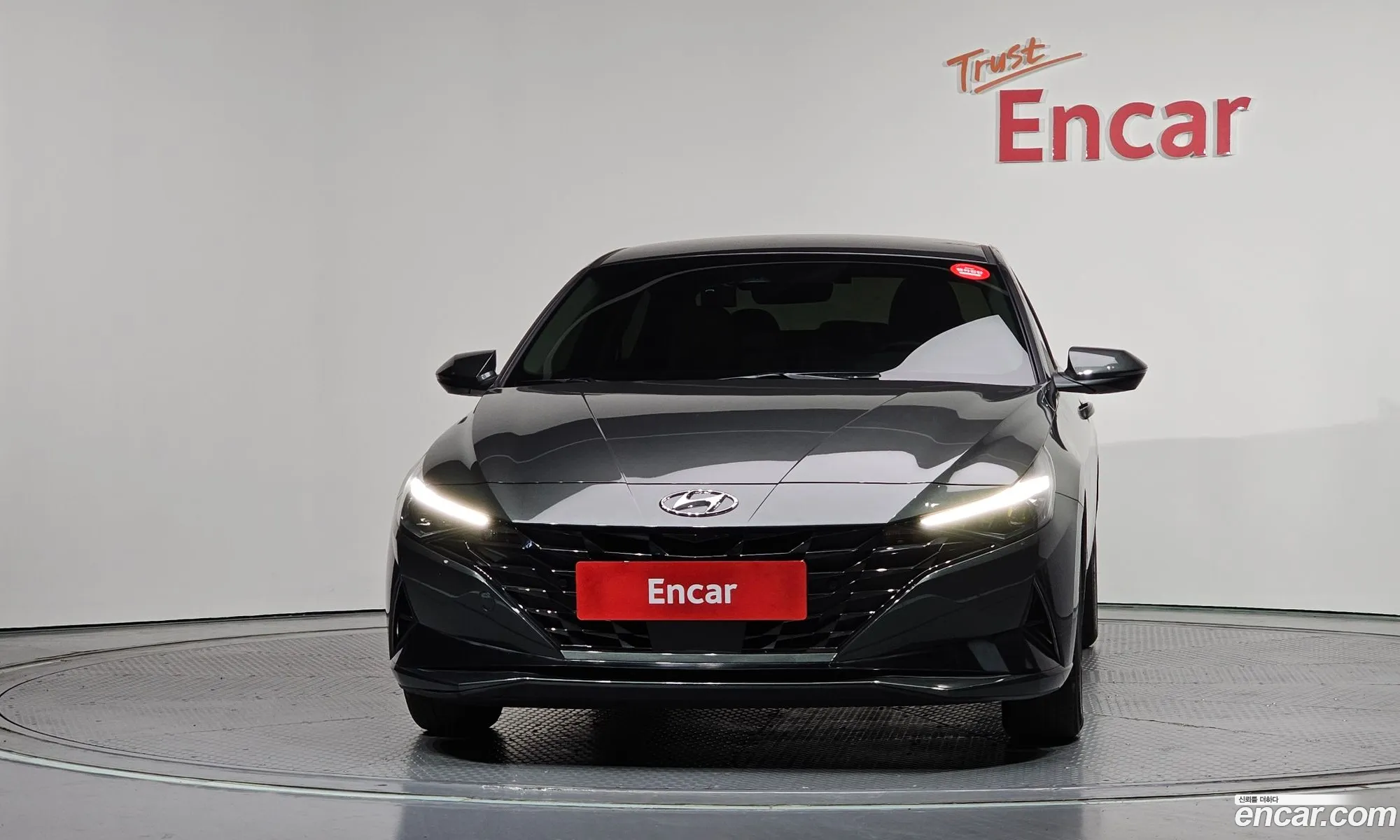 Hyundai Elantra 2021 — 24