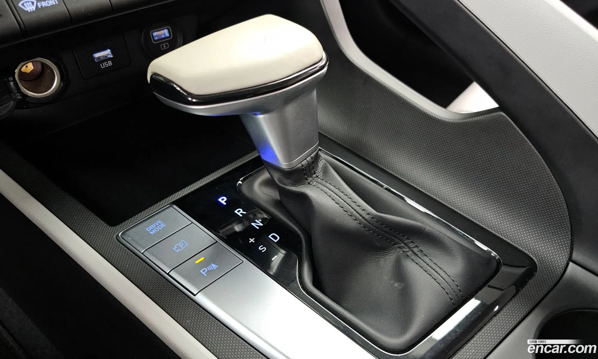 Hyundai Elantra 2021 — 17