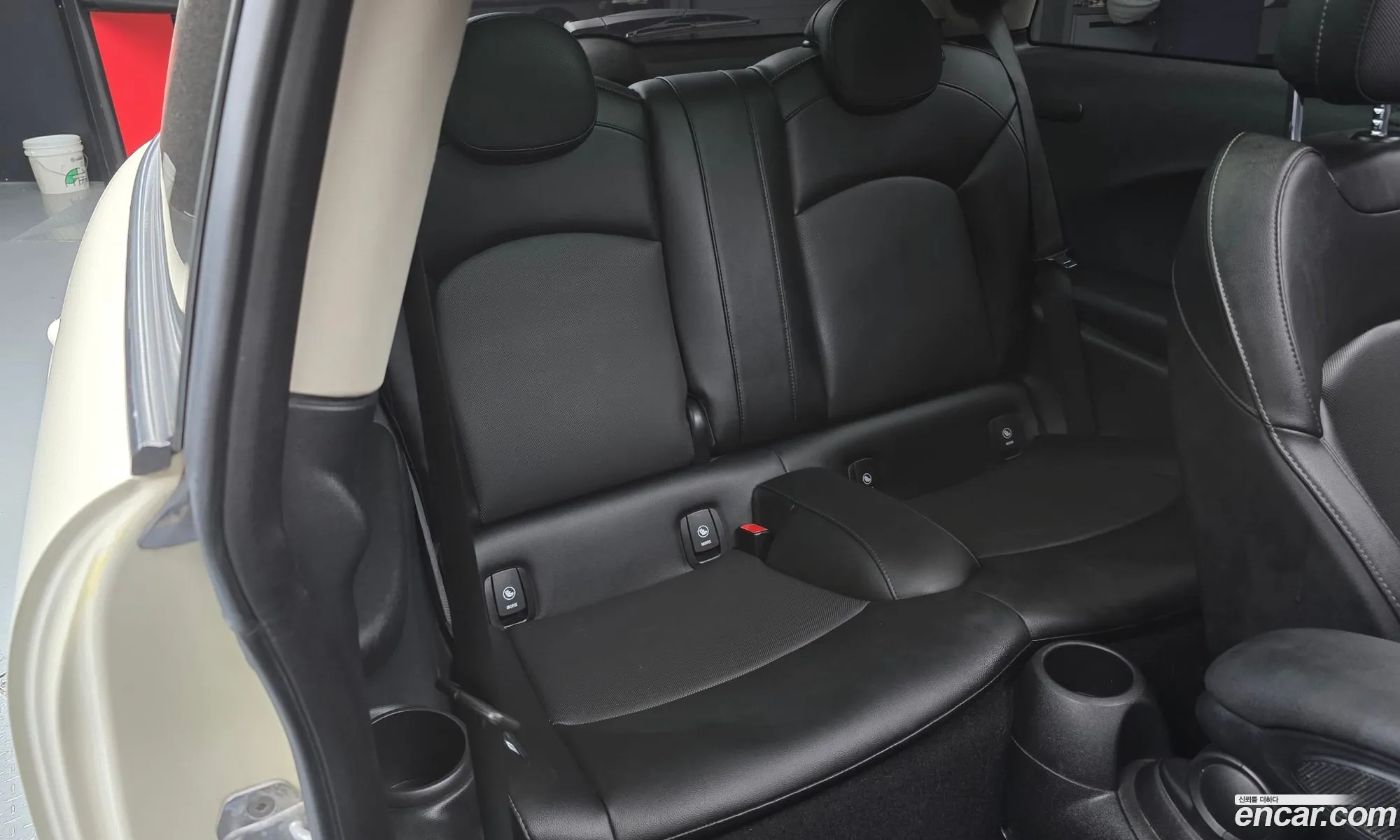 Mini Cooper 2018 WMWXP5105J3A99257 — 17