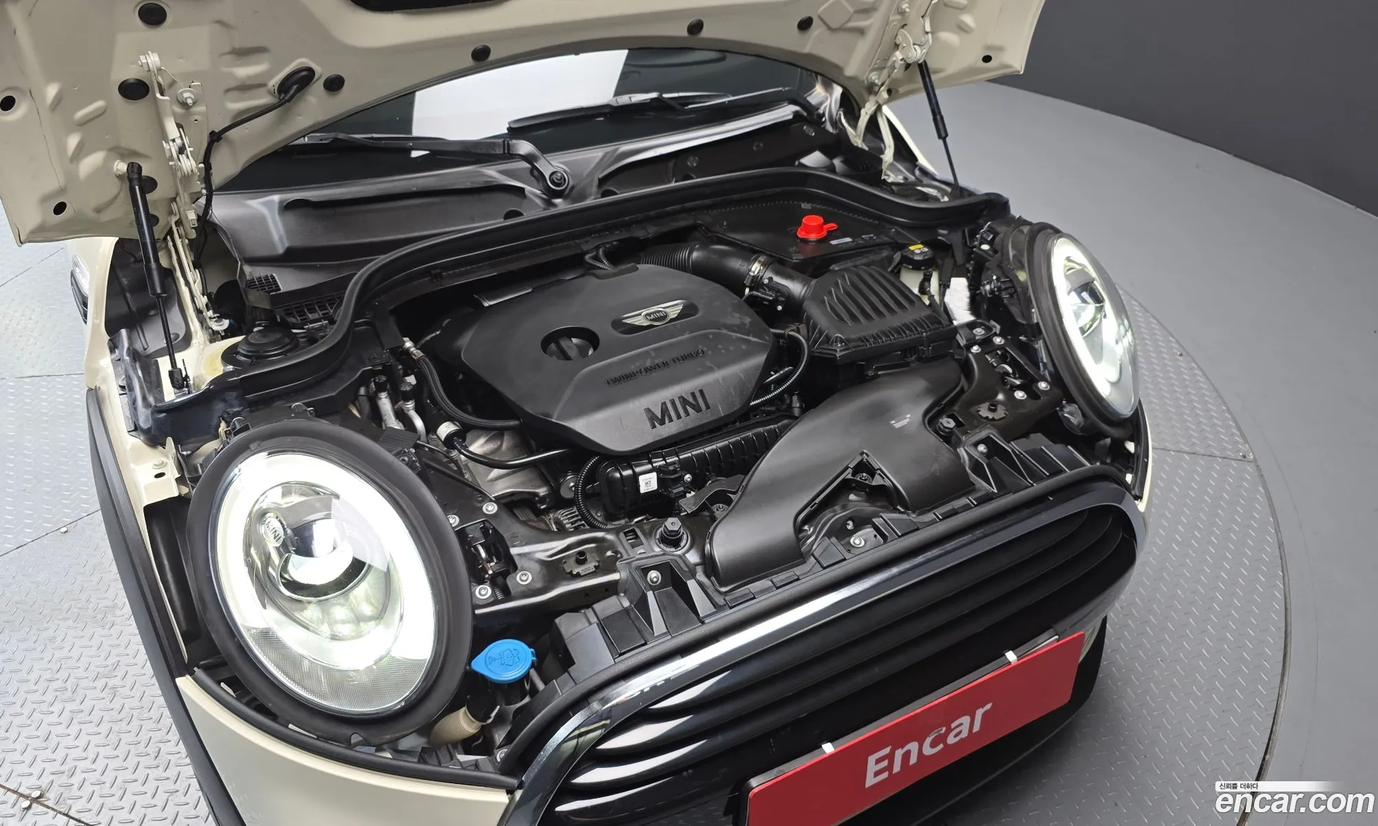 Mini Cooper 2018 WMWXP5105J3A99257 — 10