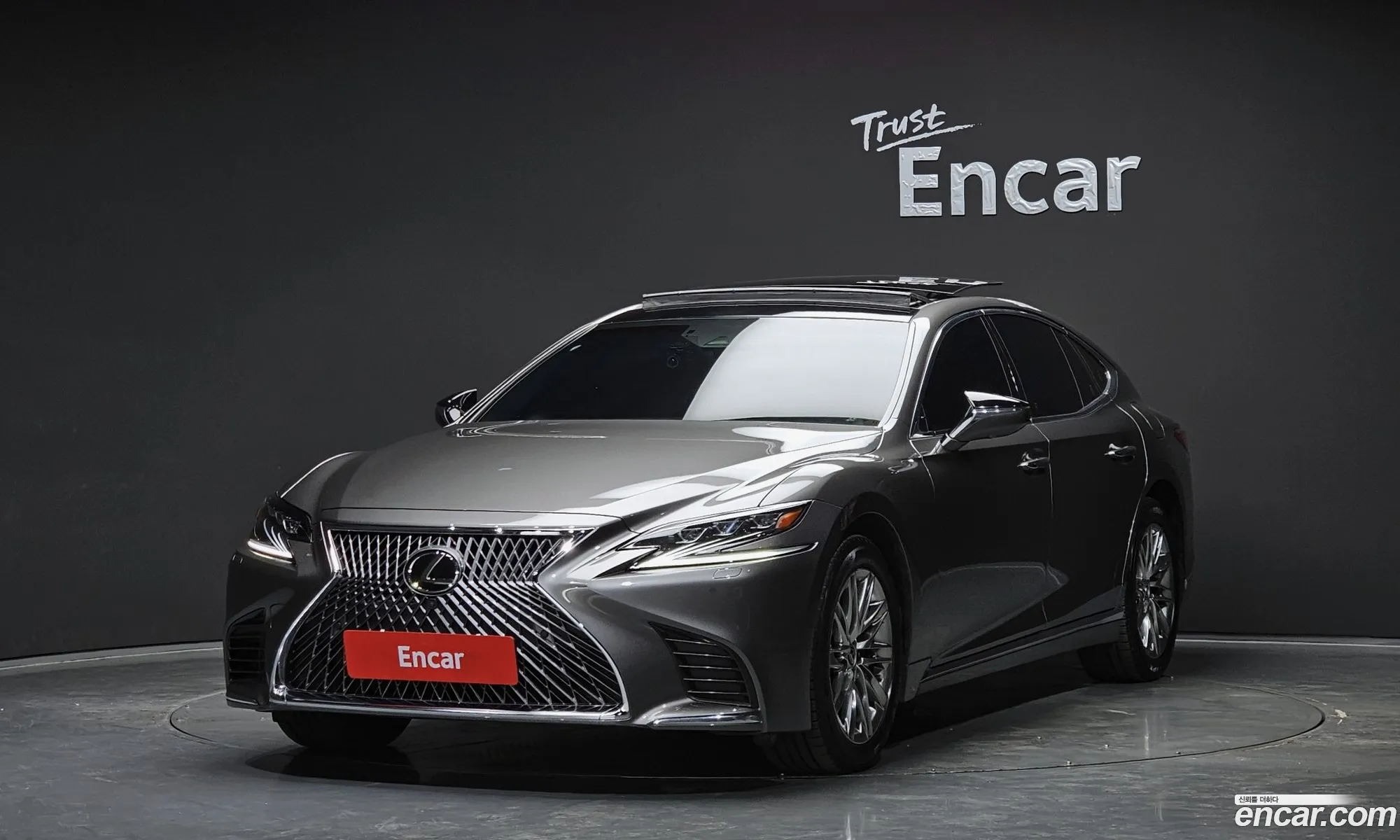 Lexus LS500 2018 — 9