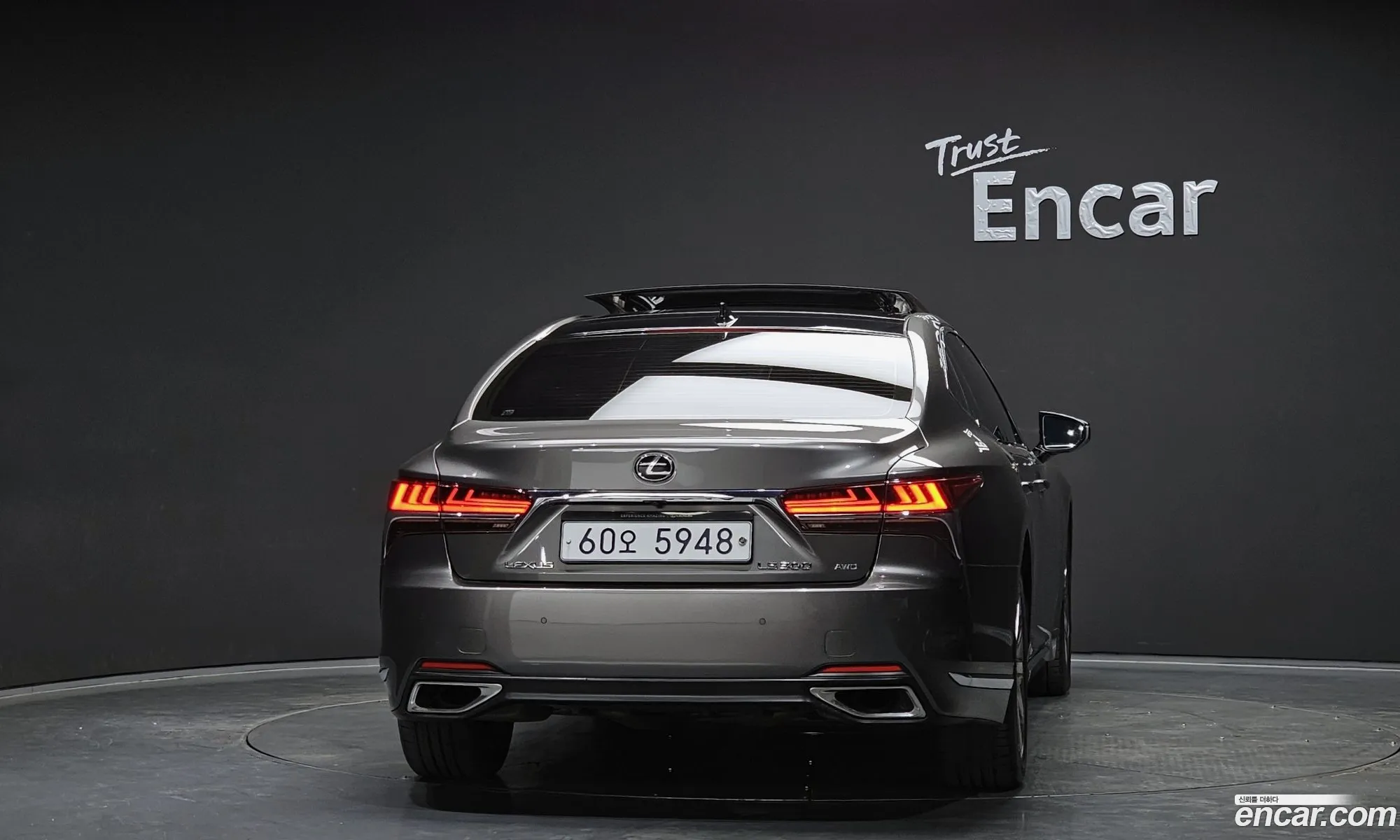 Lexus LS500 2018 — 2