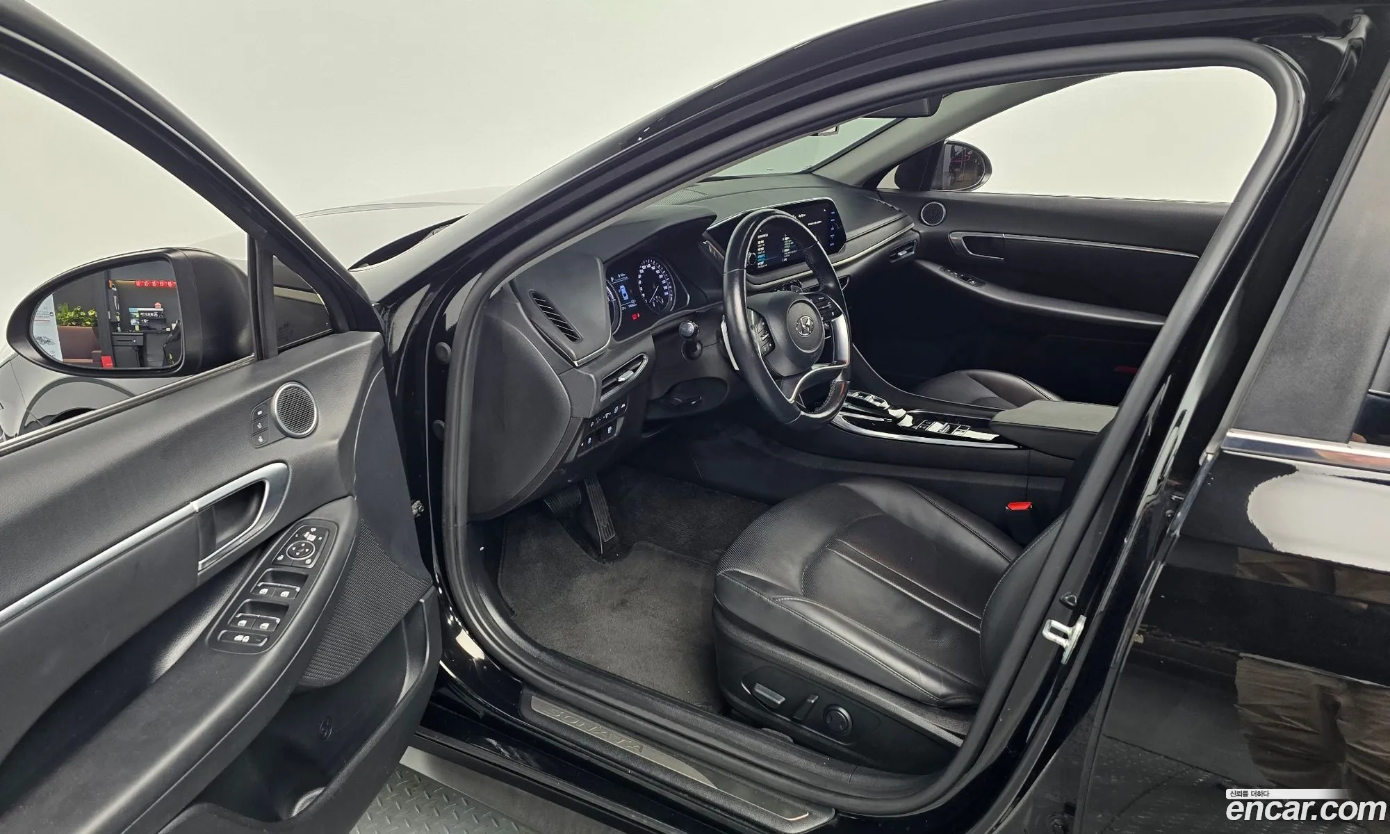 Hyundai Sonata Hybrid 2021 — 14