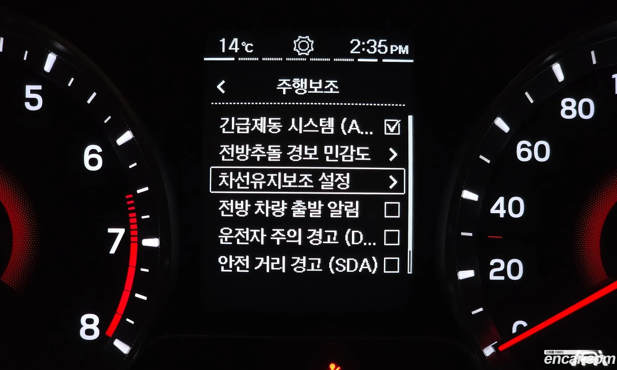 KG Mobility (SsangYong) Tivoli 2019 — 2