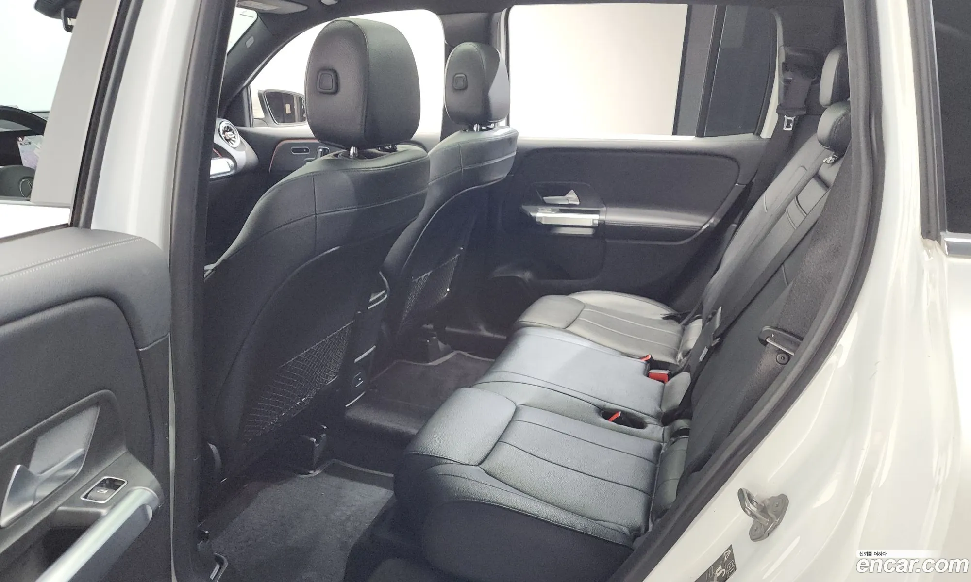 Mercedes-Benz GLB-Class X247 2021 — 4