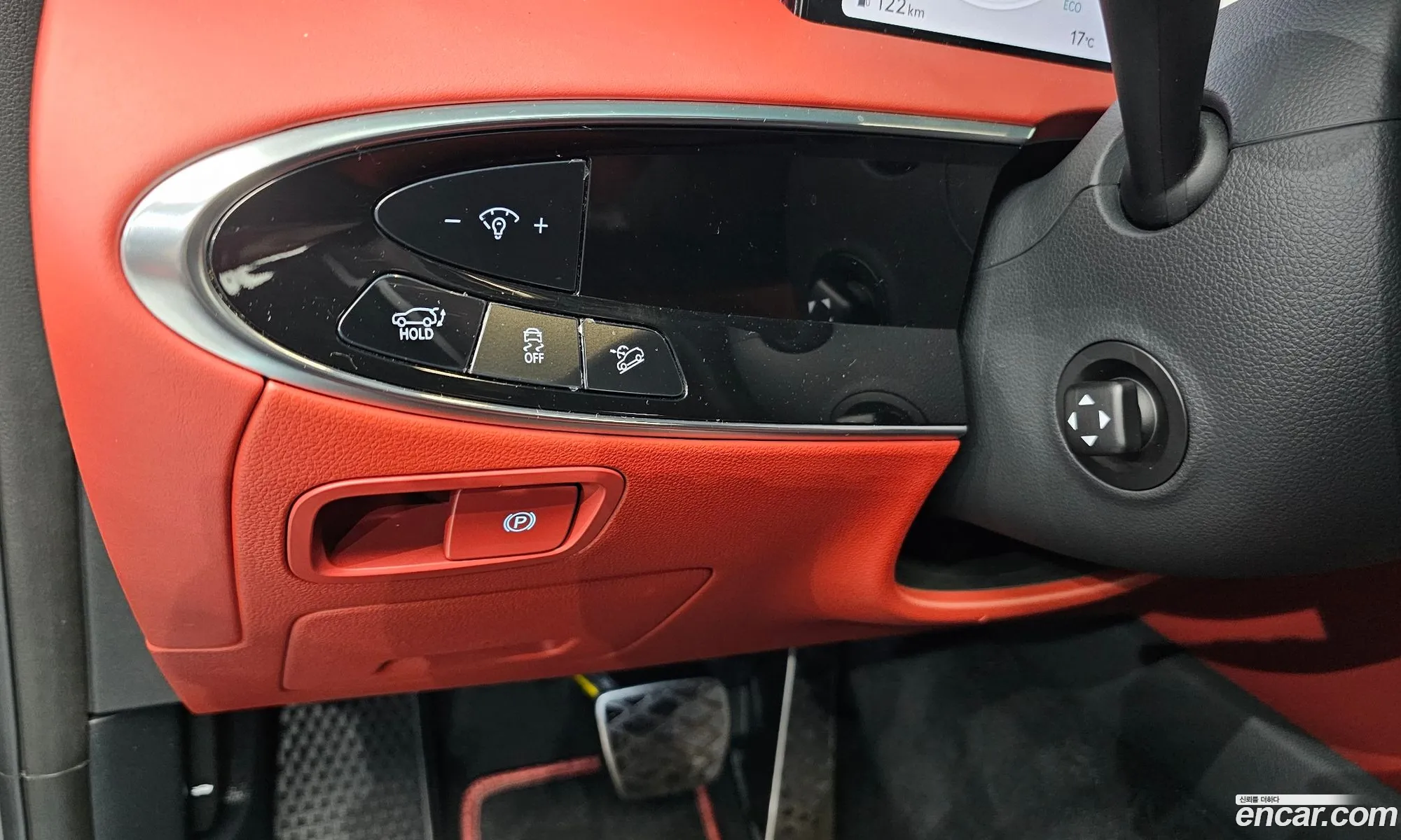 Genesis GV70 2025 — 4