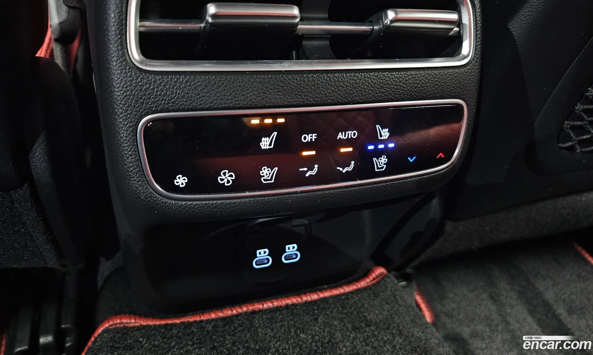 Genesis GV70 2025 — 2