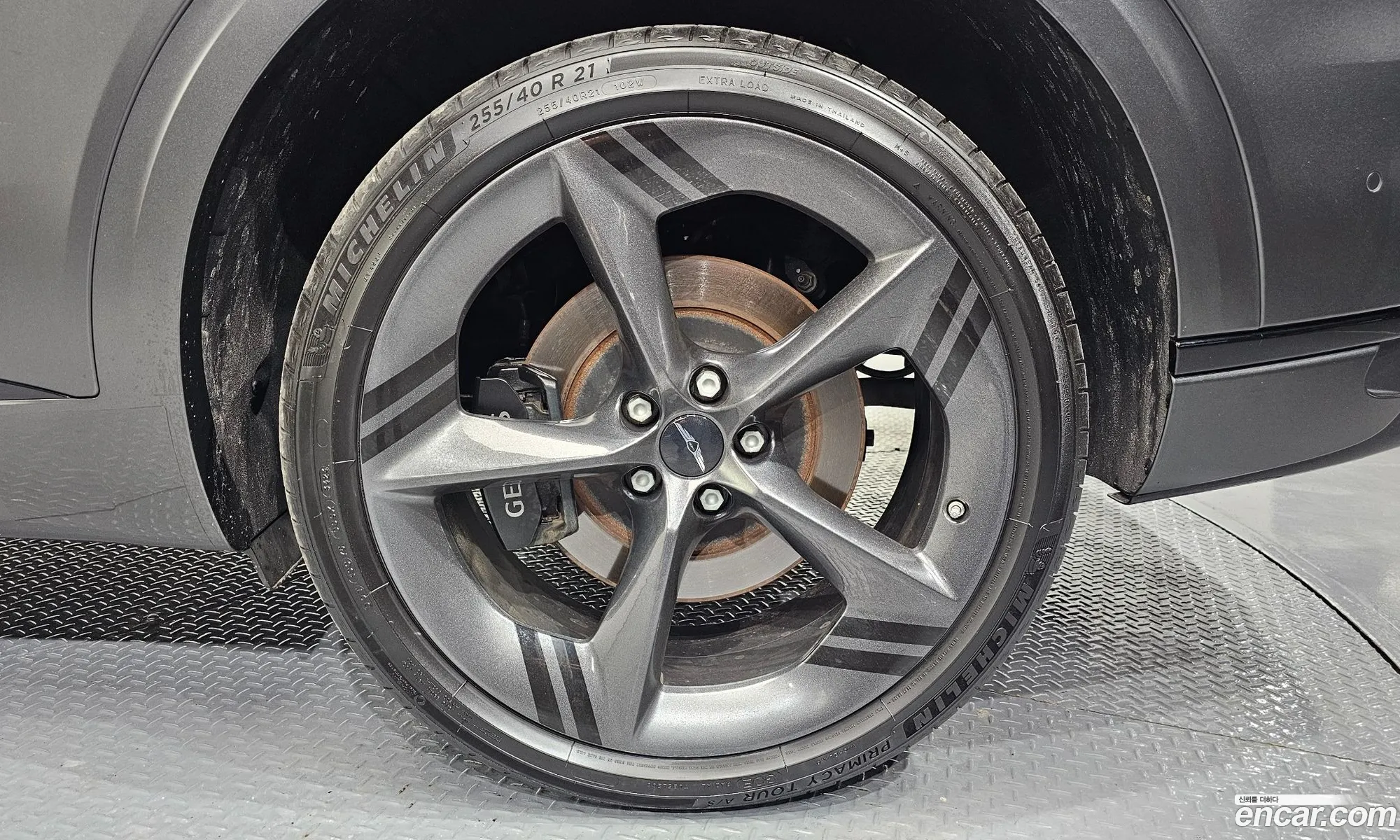 Genesis GV70 2025 — 24