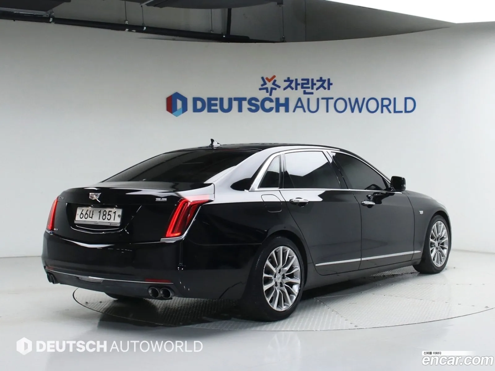 Cadillac CT6 2018 — 18