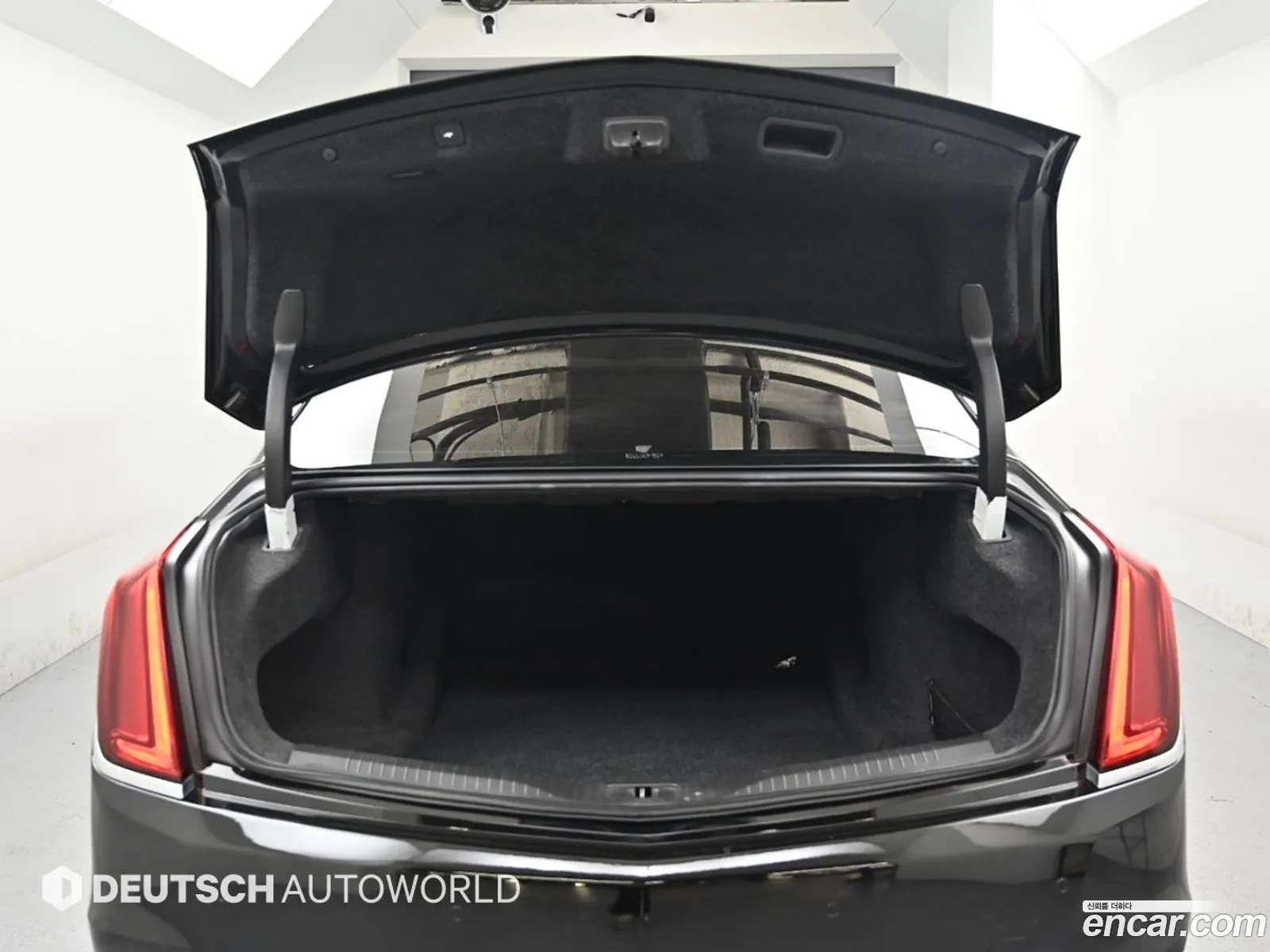 Cadillac CT6 2018 — 16