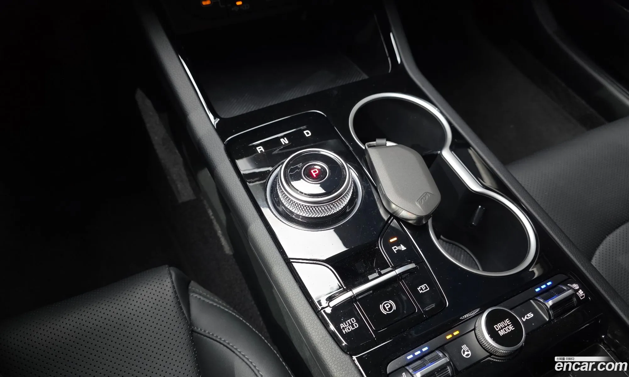 Kia K5 Hybrid 2025 — 8