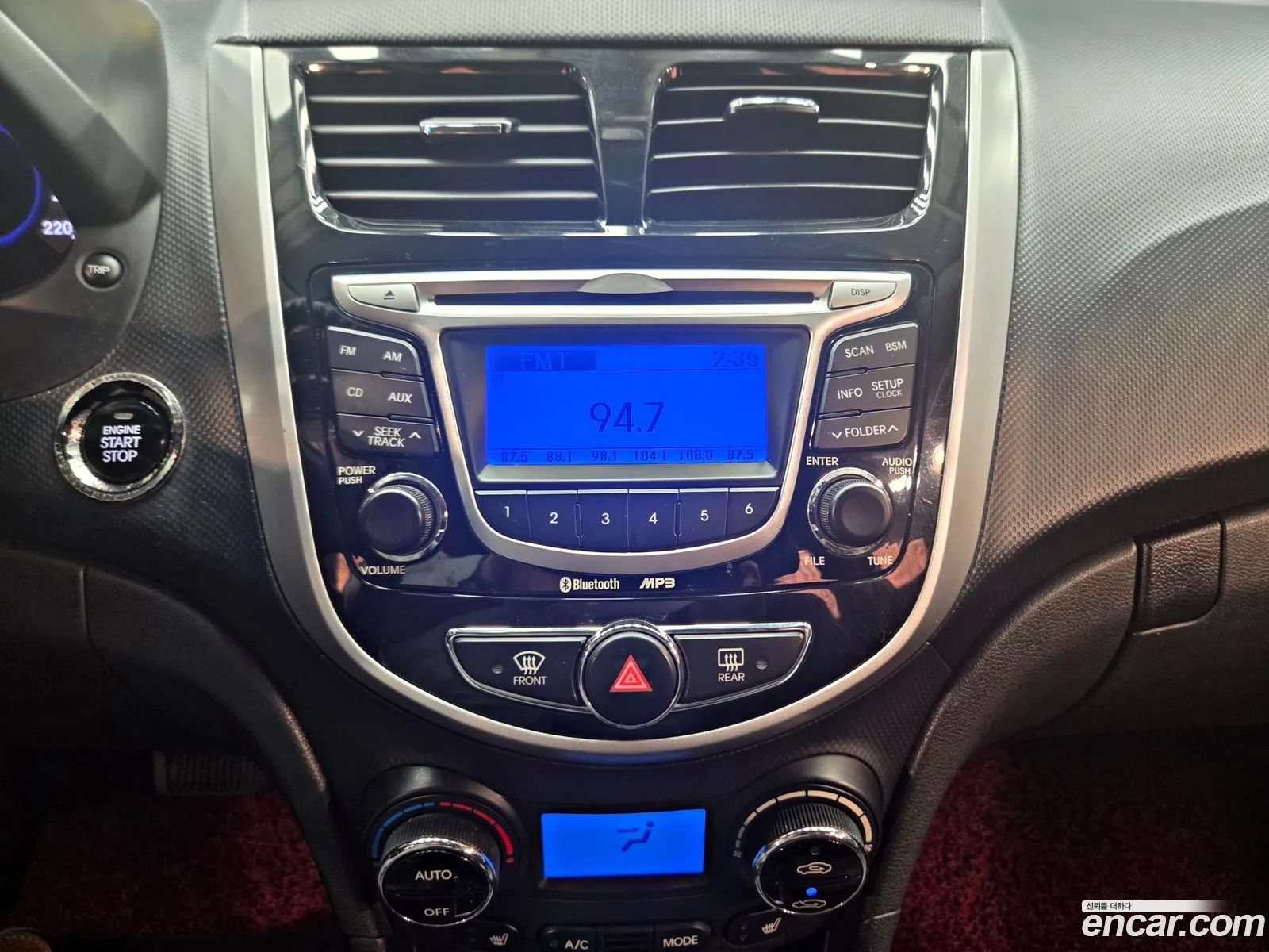 Hyundai Accent 2011 — 5
